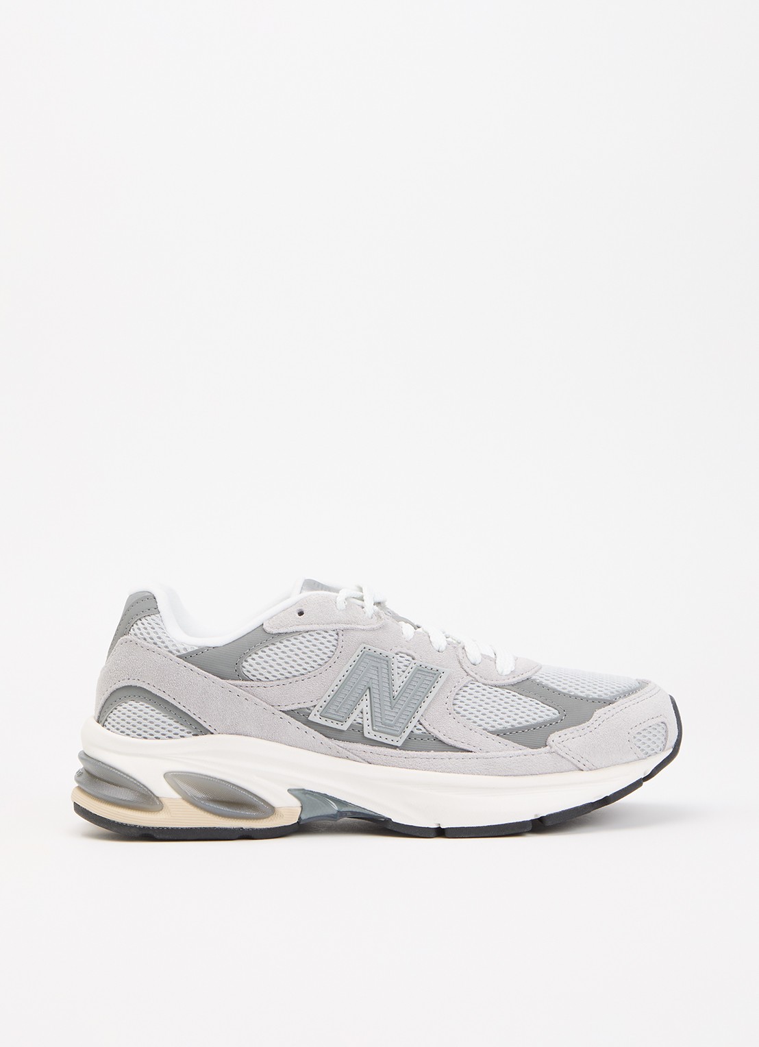 New Balance 2010 sneaker van mesh met details van nubuck - voorkant 5 lichtgrijs