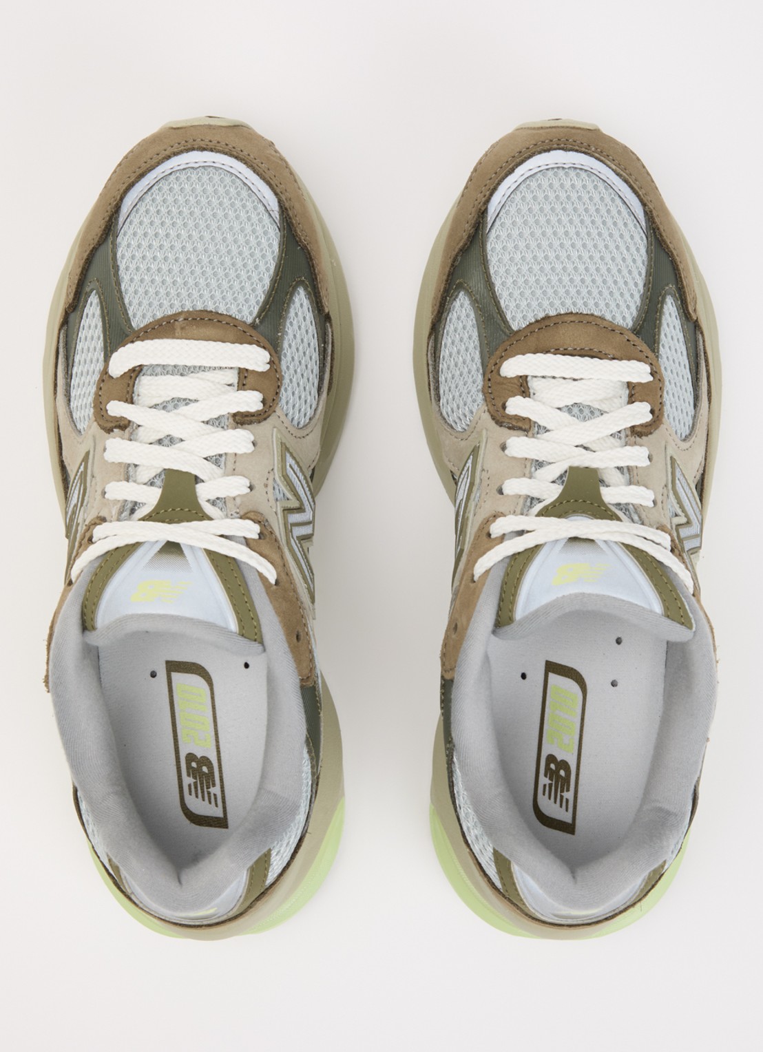 New Balance 2010 sneaker van mesh met details van nubuck - detail 3 mosgroen