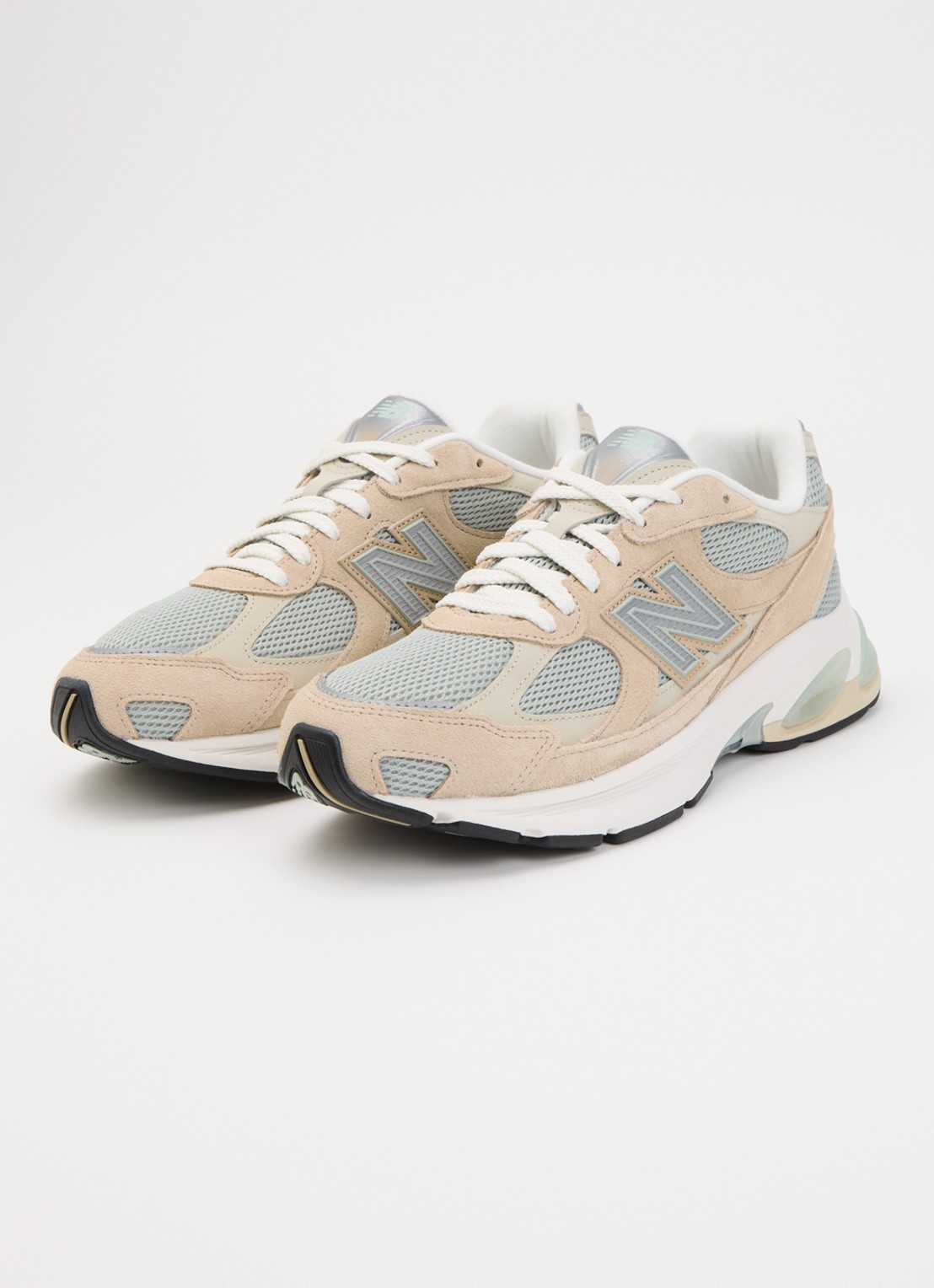 New Balance 2010 sneaker van mesh met suède details - detail 3 beige