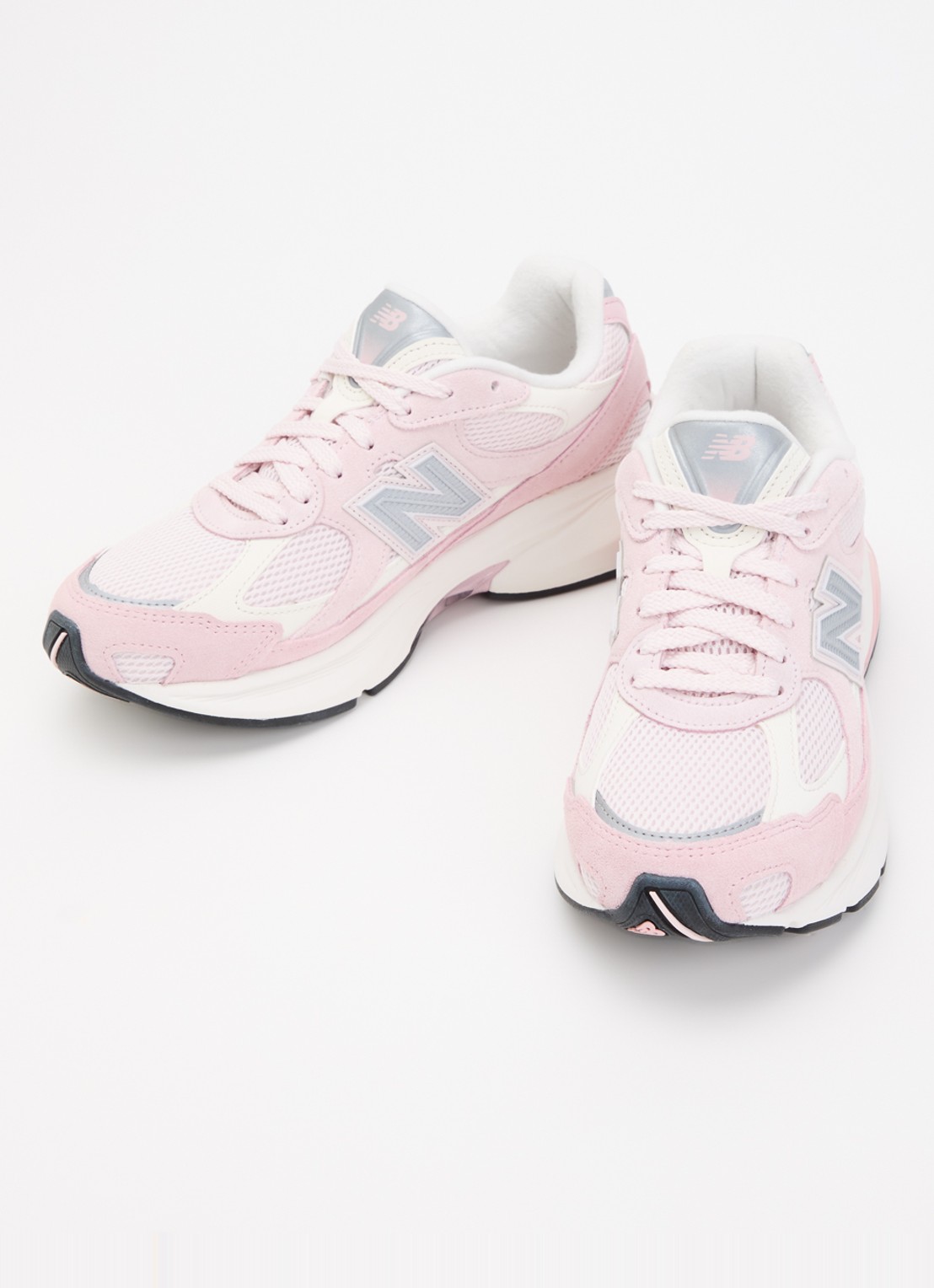 New Balance 2010 sneaker van mesh met suède details - detail lichtroze