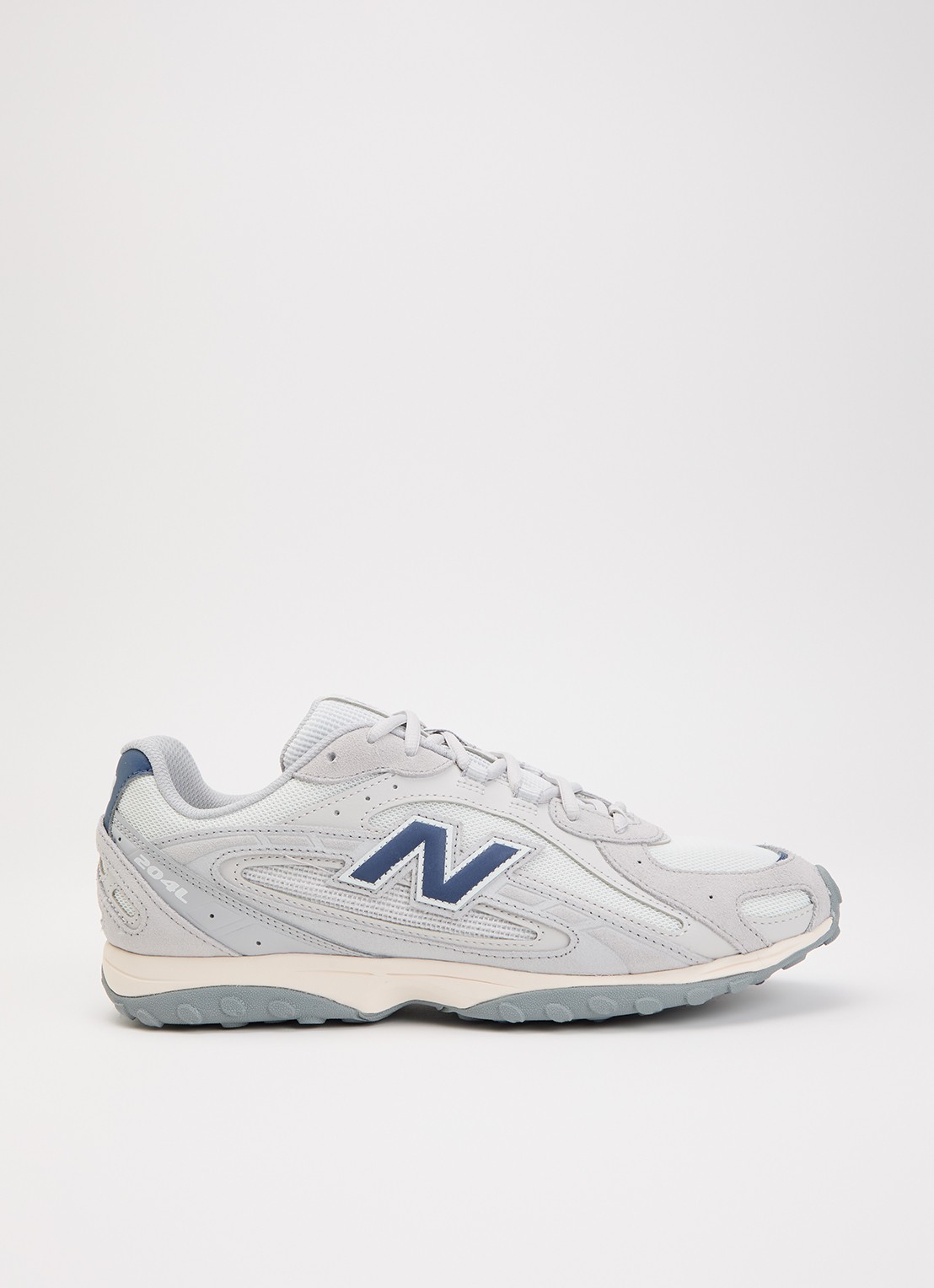 New Balance 204L sneaker met mesh details - voorkant 4 grijs