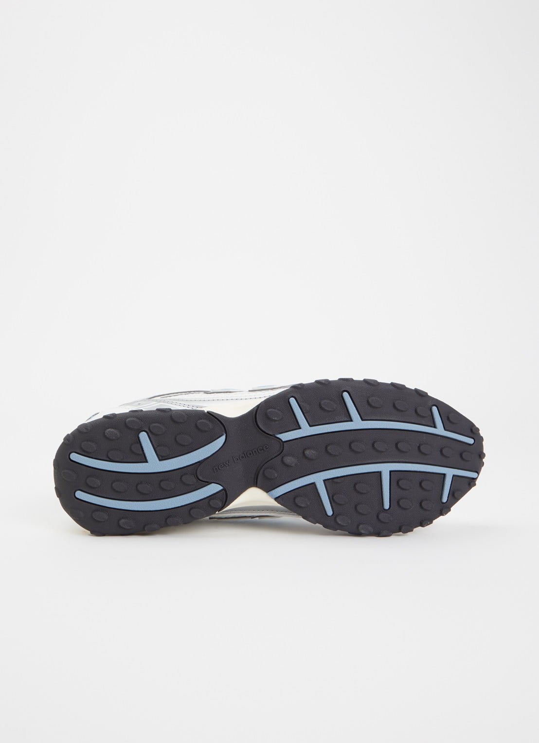 New Balance 204L sneaker met mesh details - detail 3 zilver