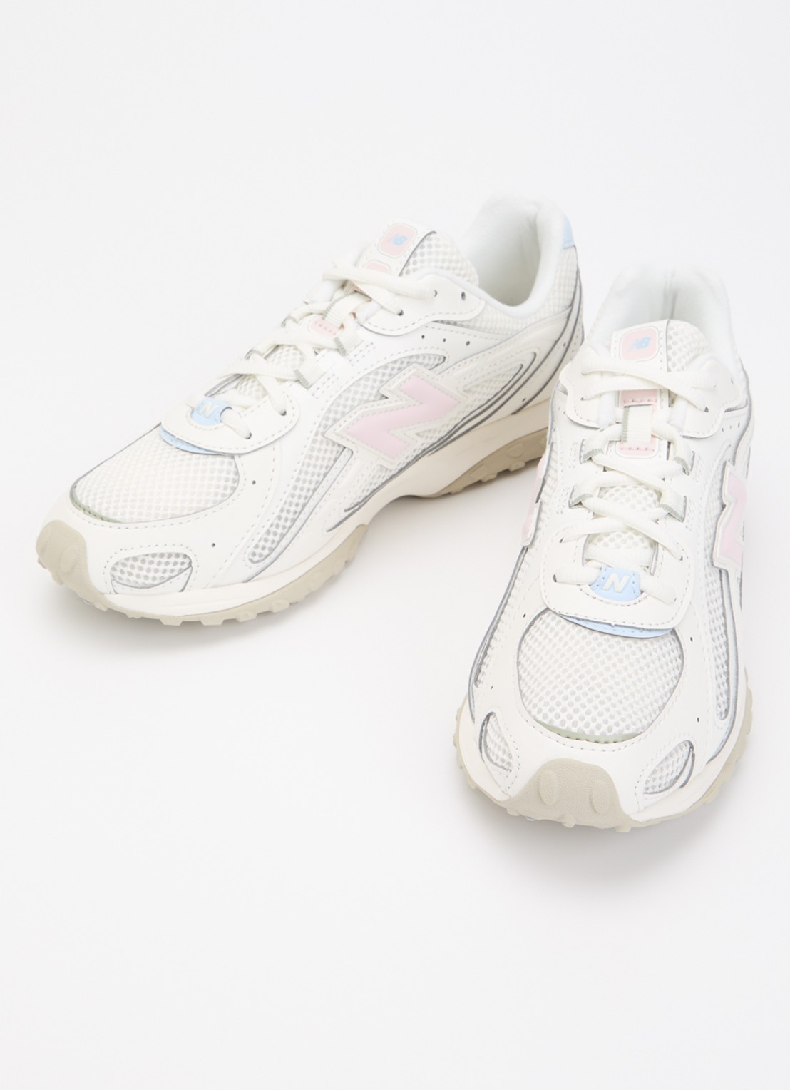 New Balance 204L sneaker van mesh met details van suède - detail 3 ivoor