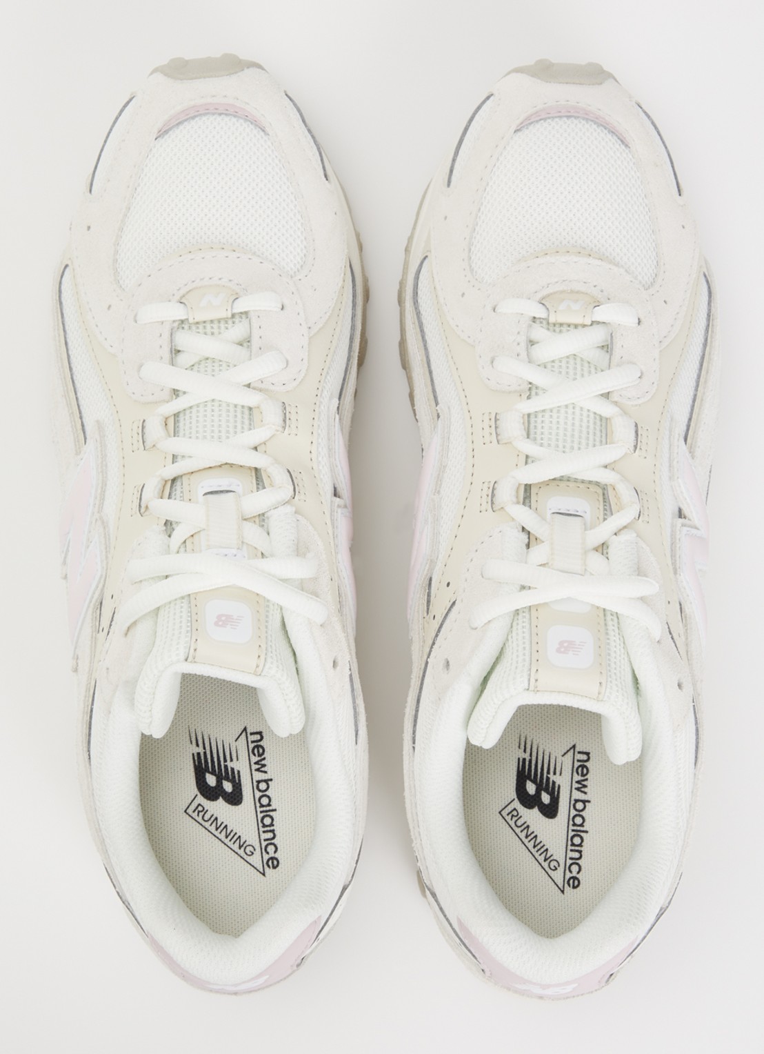 New Balance 204L sneaker van mesh met details van suède - detail 6 taupe