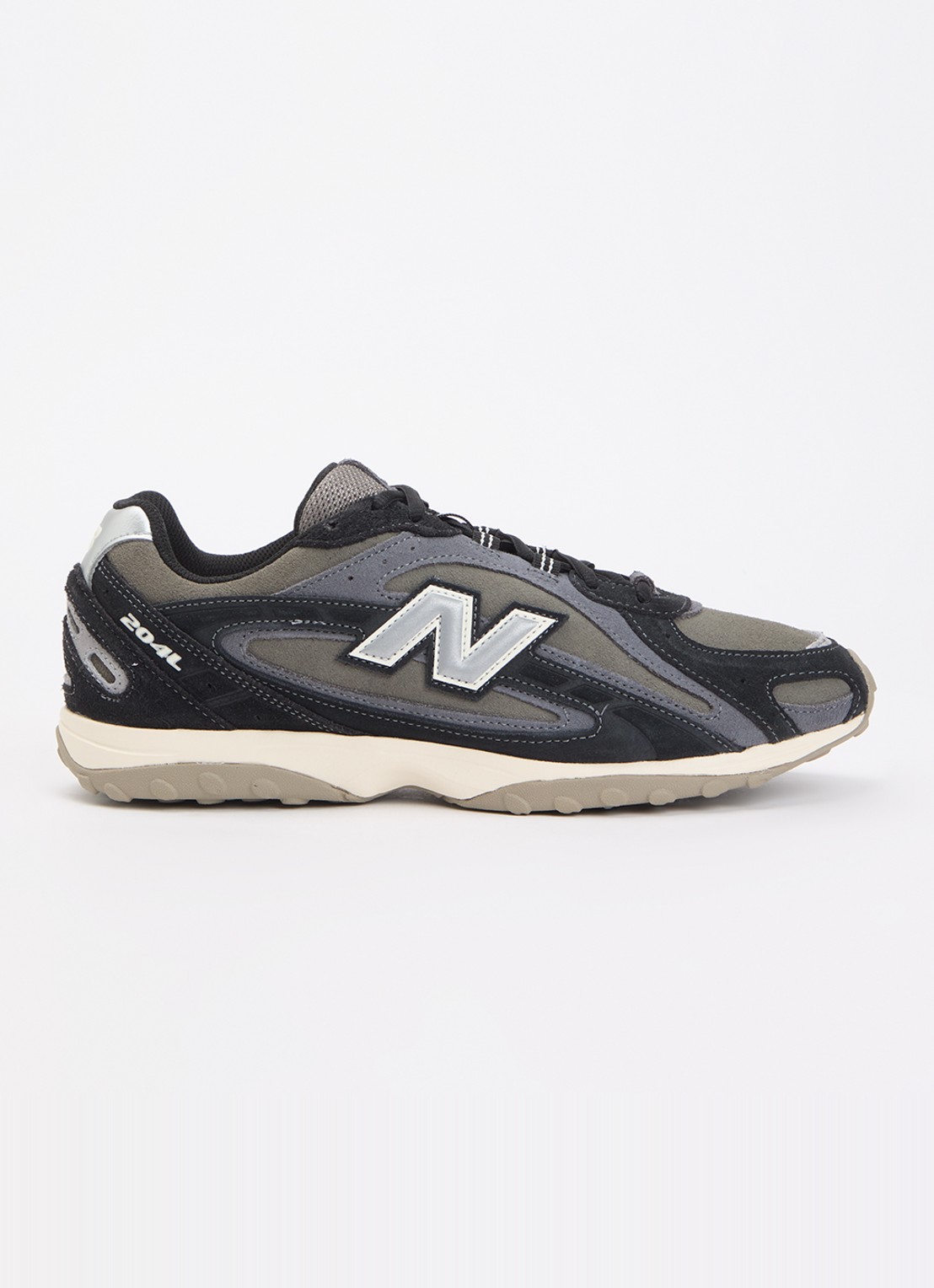 New Balance 204L sneaker van suède - voorkant 2 zwart