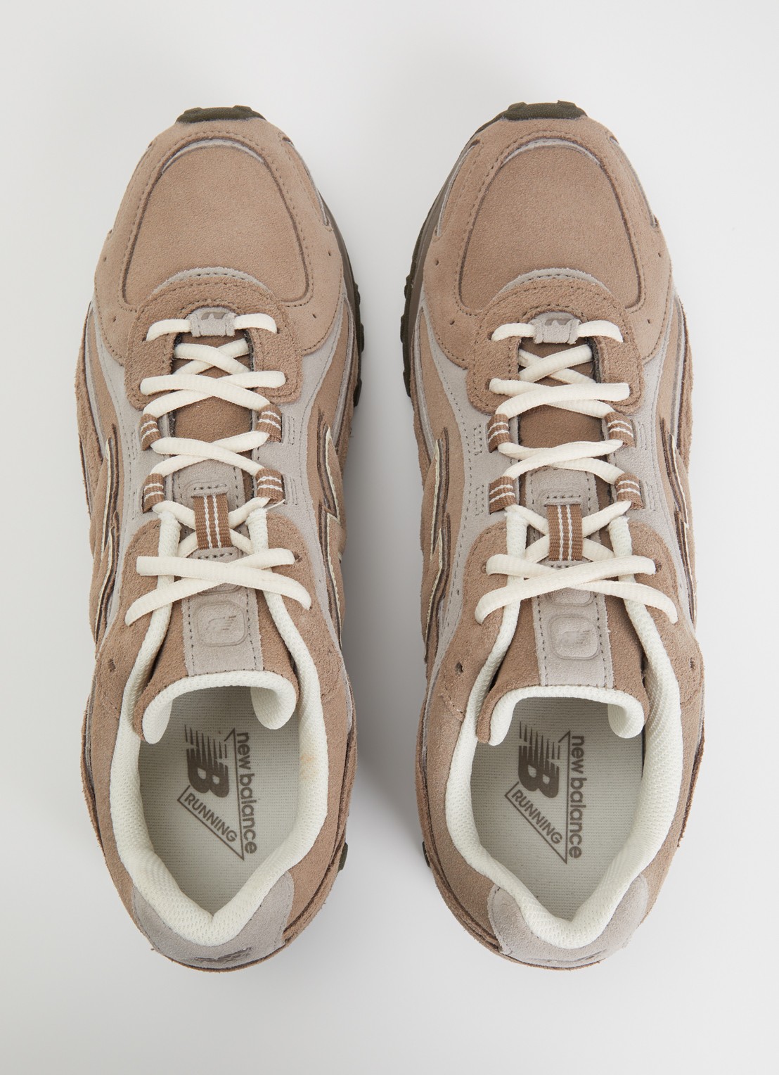 New Balance 204L sneaker van suède - detail 2 beige