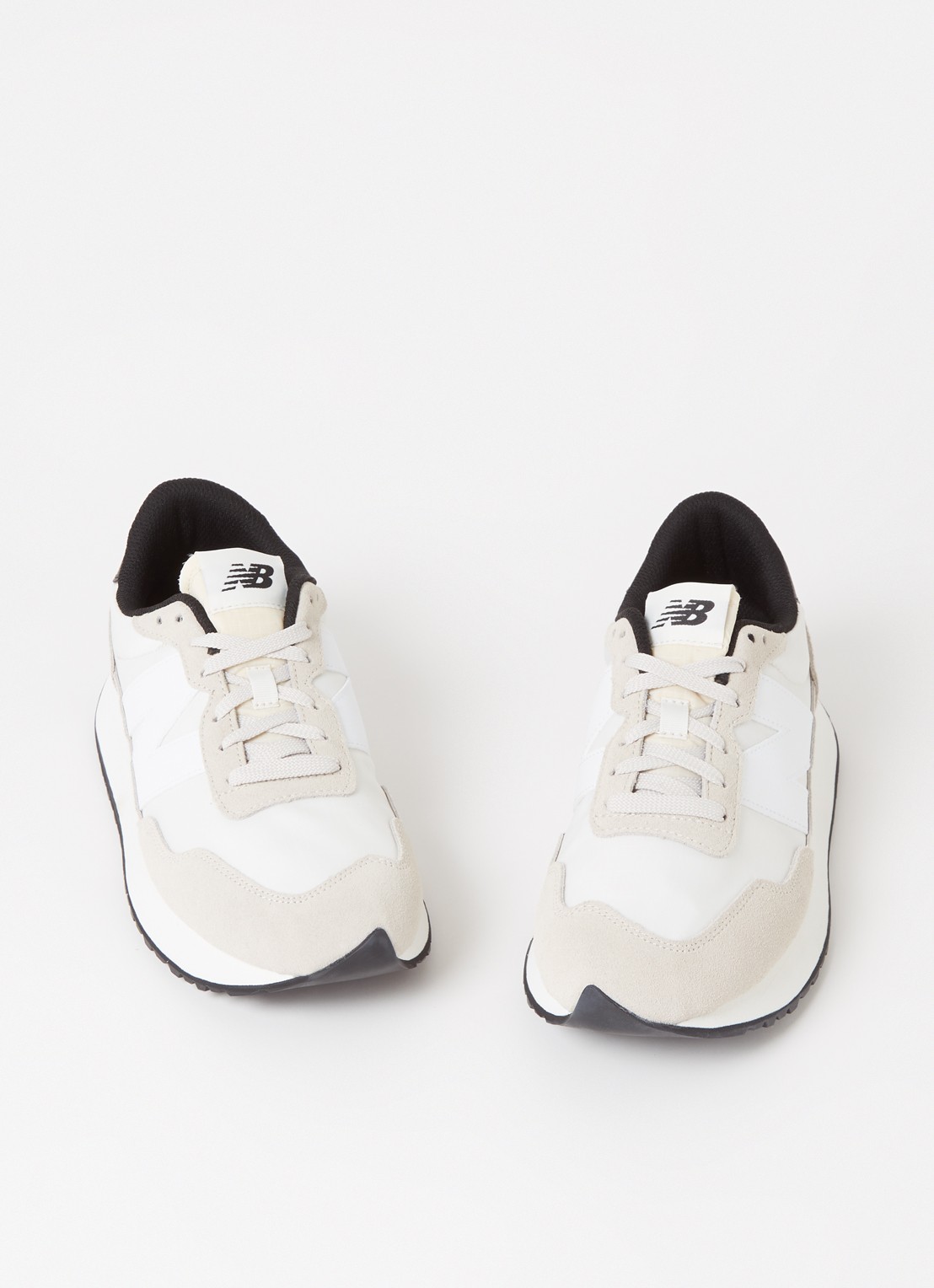 New Balance 237 sneaker met suède details - detail 2 beige
