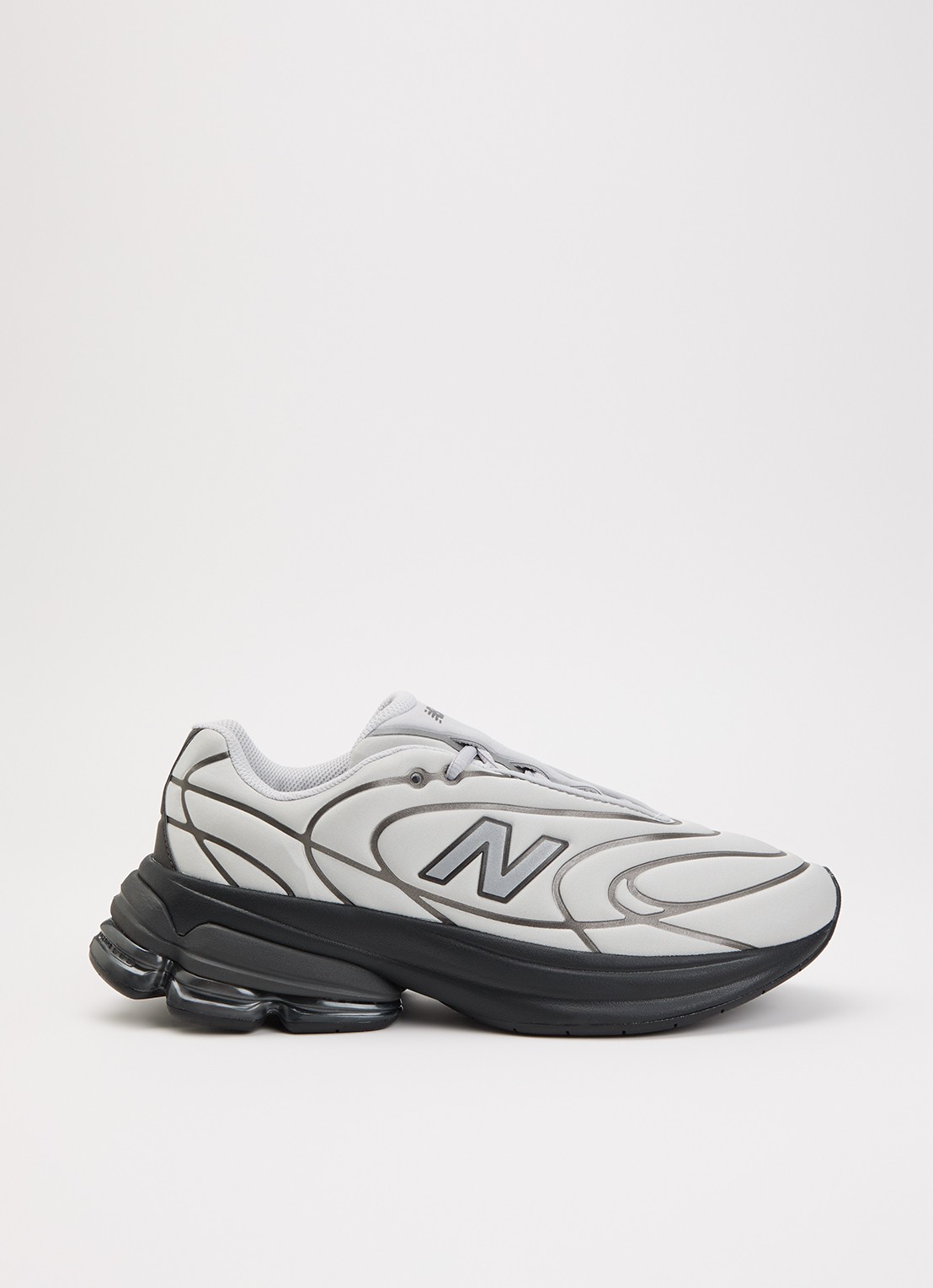 New Balance 5030 sneaker met logo - voorkant 2 grijs
