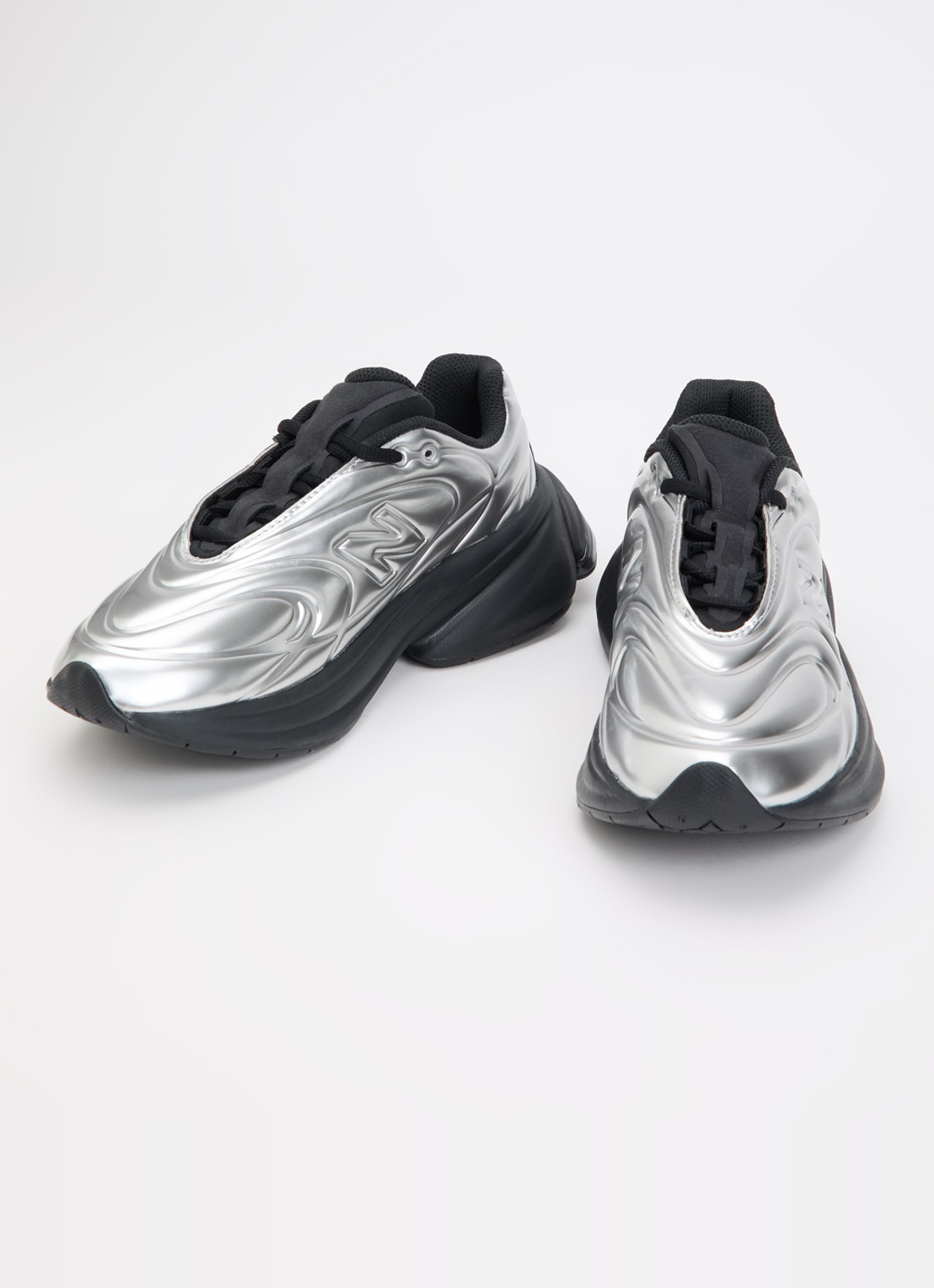 New Balance 5030 sneaker met metallic finish - detail 2 zilver
