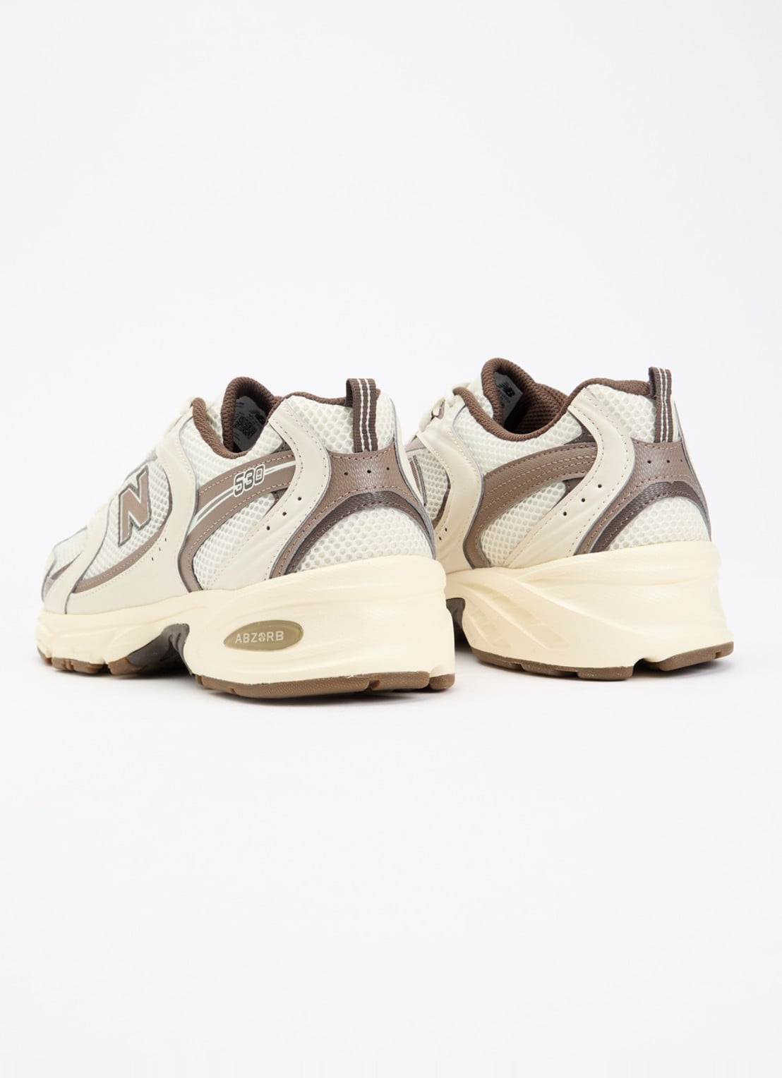 New Balance 530 sneaker met mesh details - achterkant 5 lichtbruin