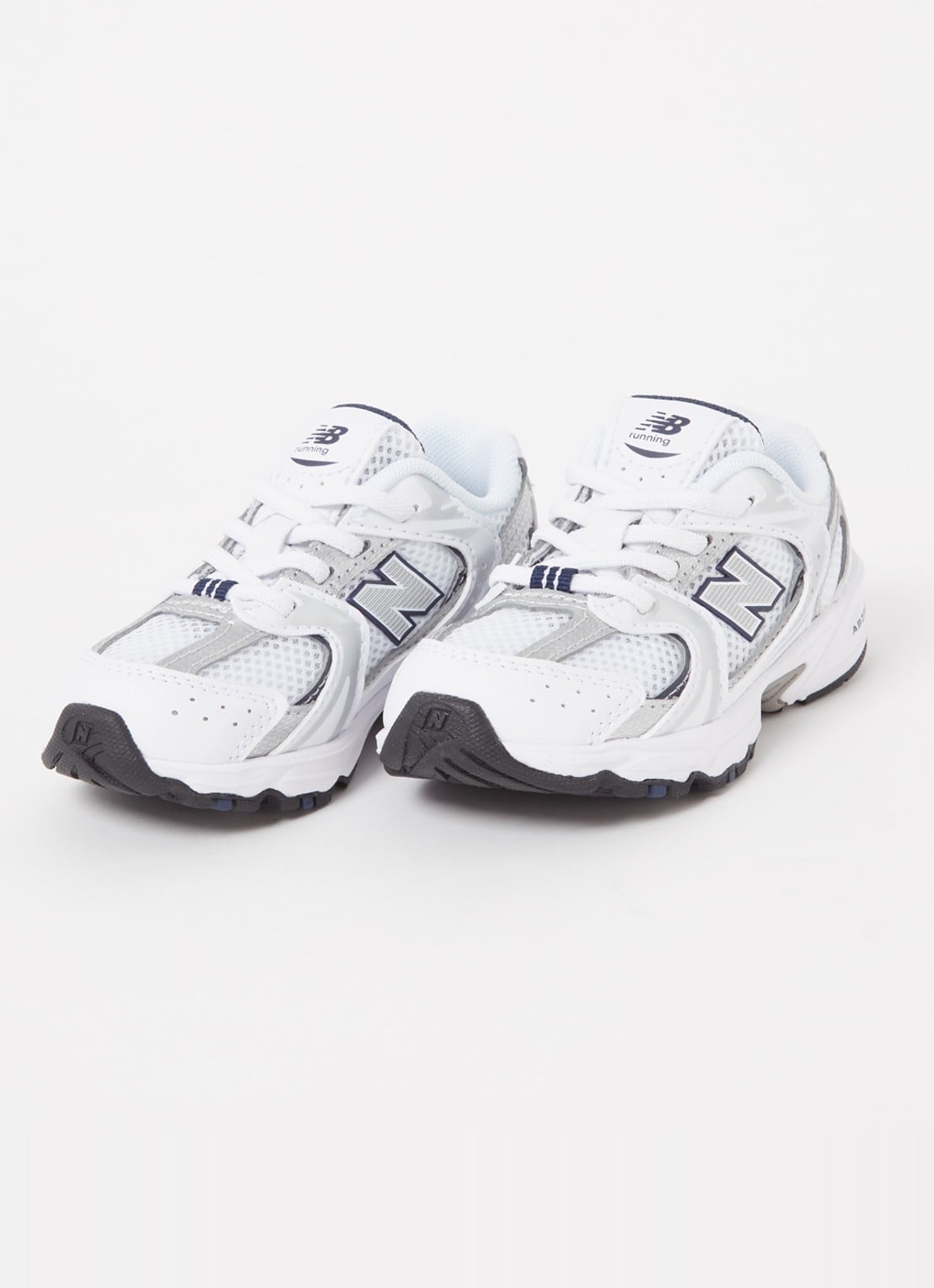 New Balance 530 sneaker met mesh details  - voorkant 2 wit
