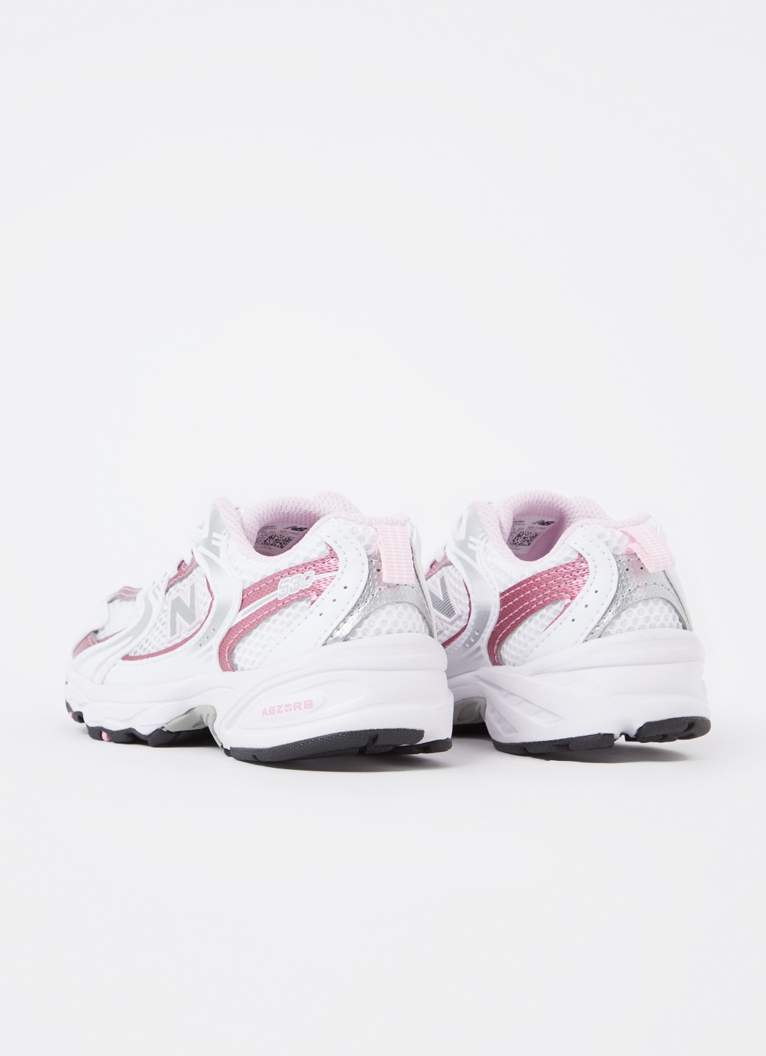 New Balance 530 sneaker met mesh details - achterkant roze