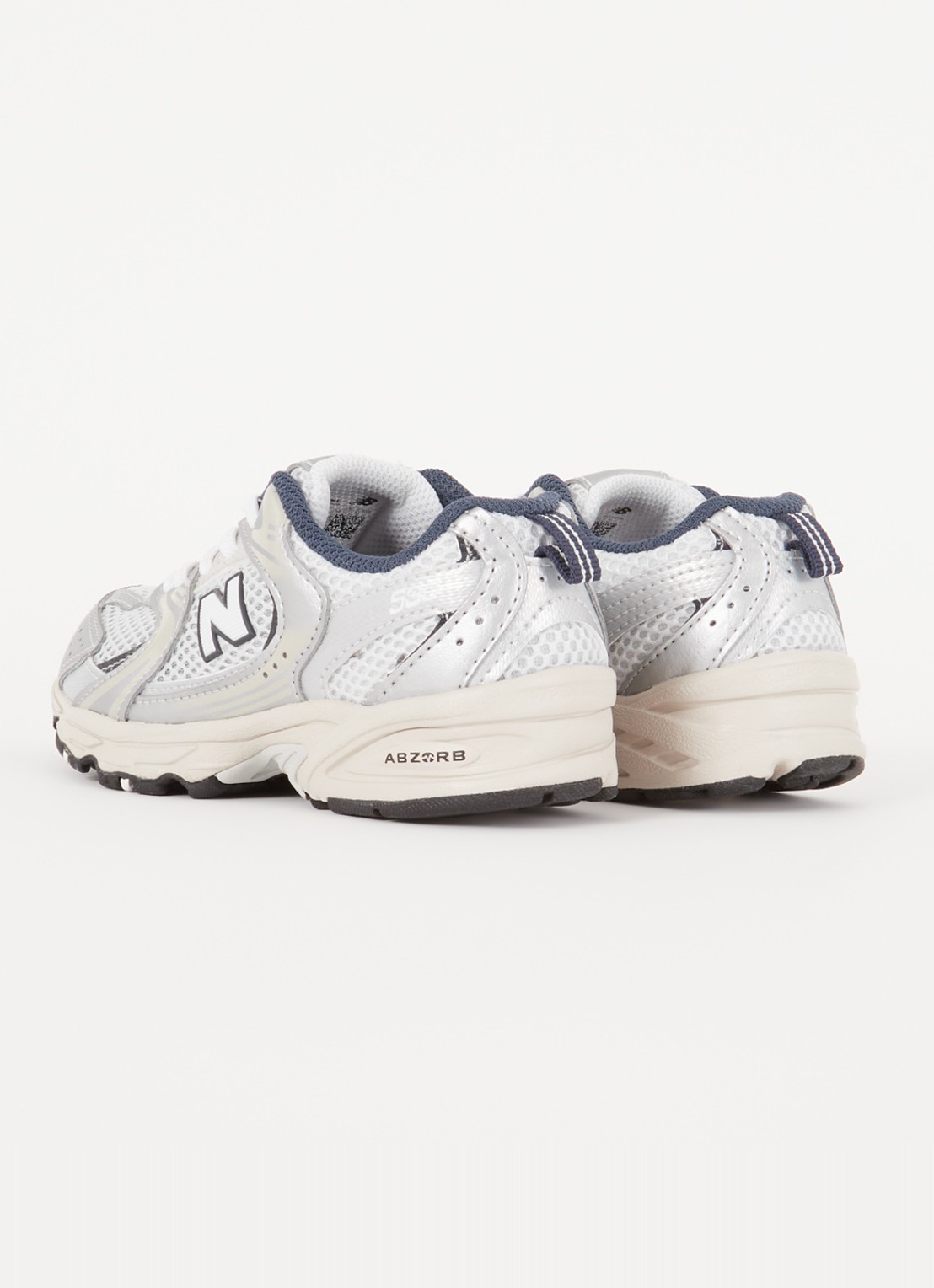 New Balance 530 sneaker met mesh details - achterkant 2 lichtgrijs