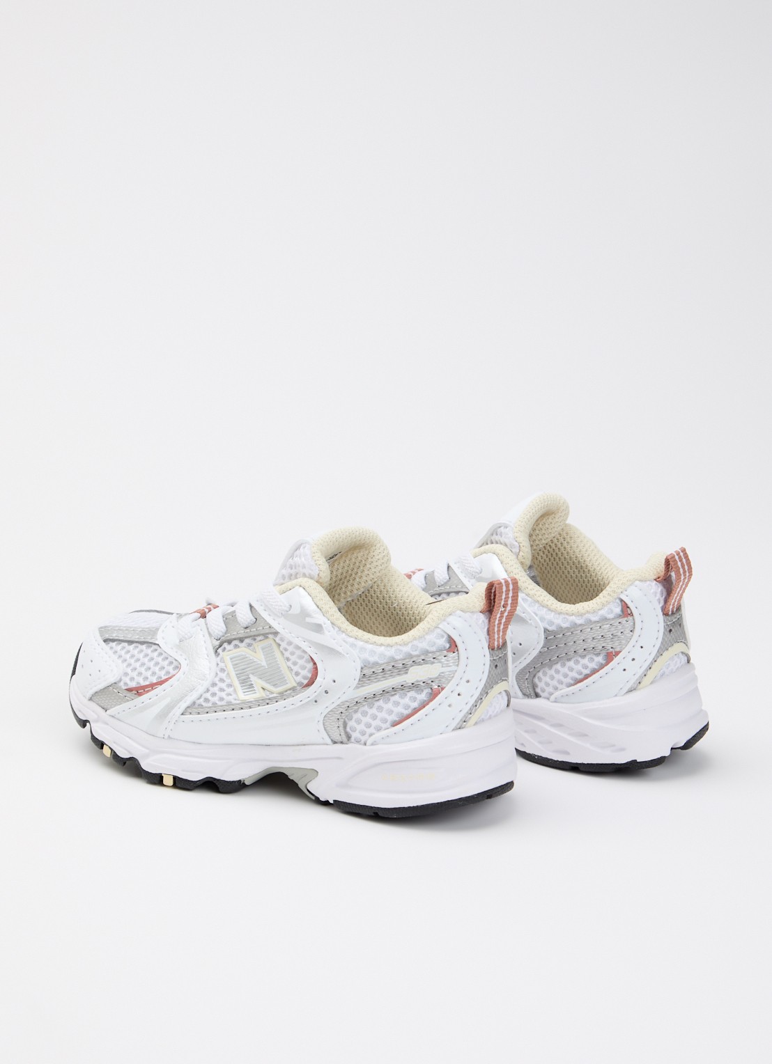 New Balance 530 sneaker met mesh details - achterkant 4 wit