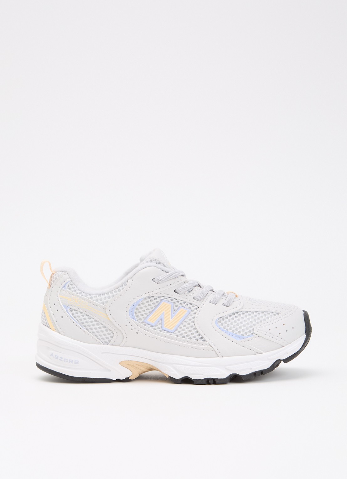 New Balance 530 sneaker met mesh details - voorkant lichtgrijs