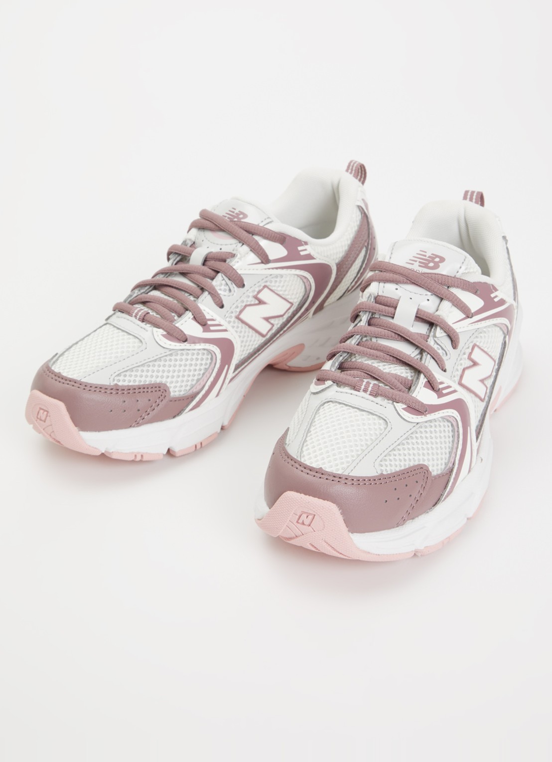 New Balance 530 sneaker van mesh met logo - voorkant 4 roze