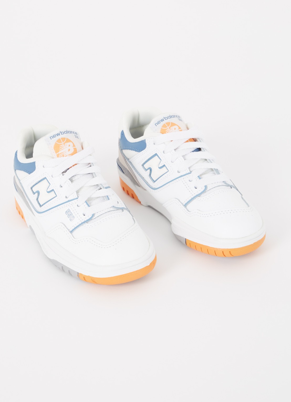 New Balance 550 sneaker met logo - voorkant 2 wit