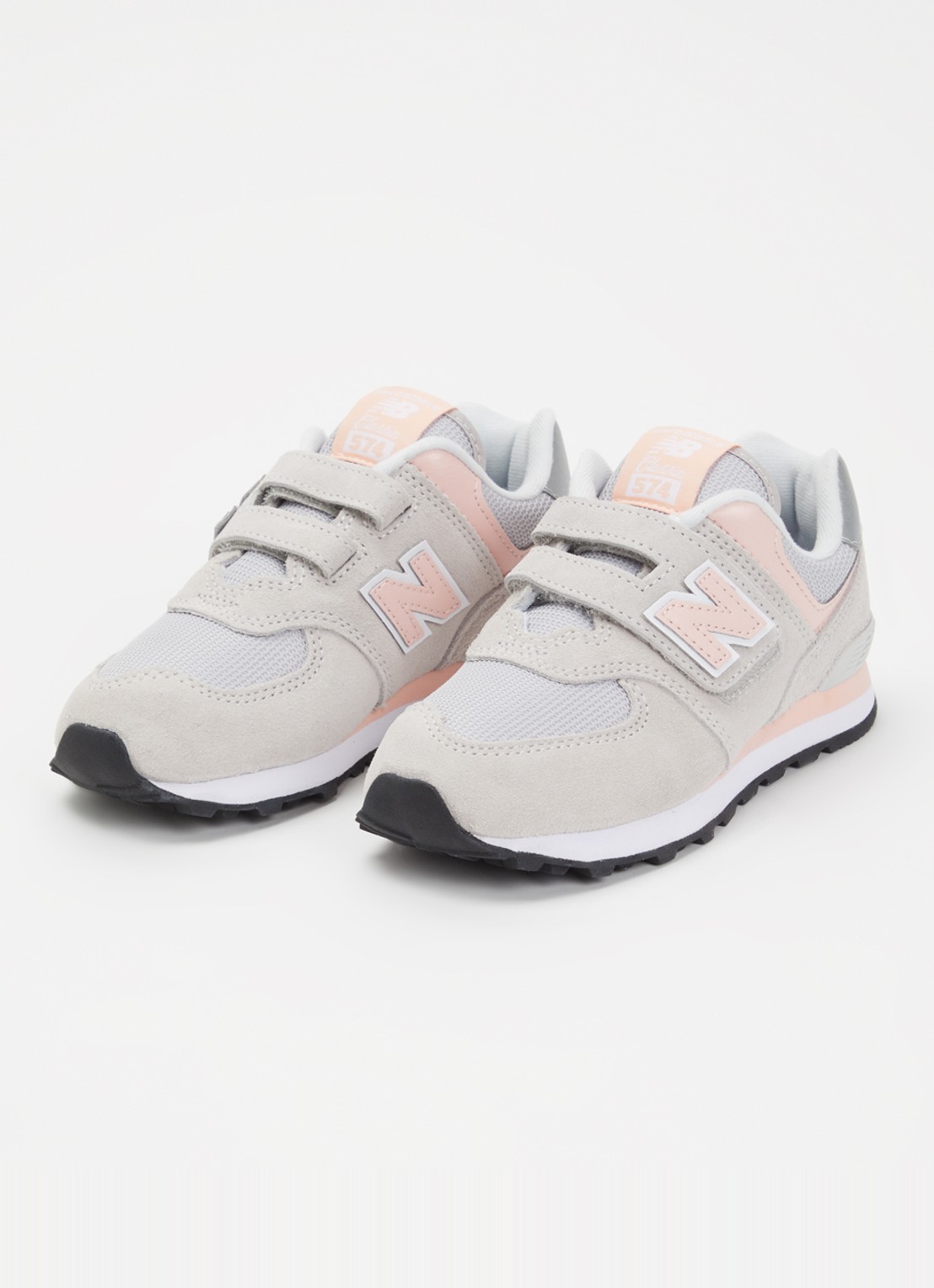 New Balance 574 sneaker met suède details - voorkant 3 grijs