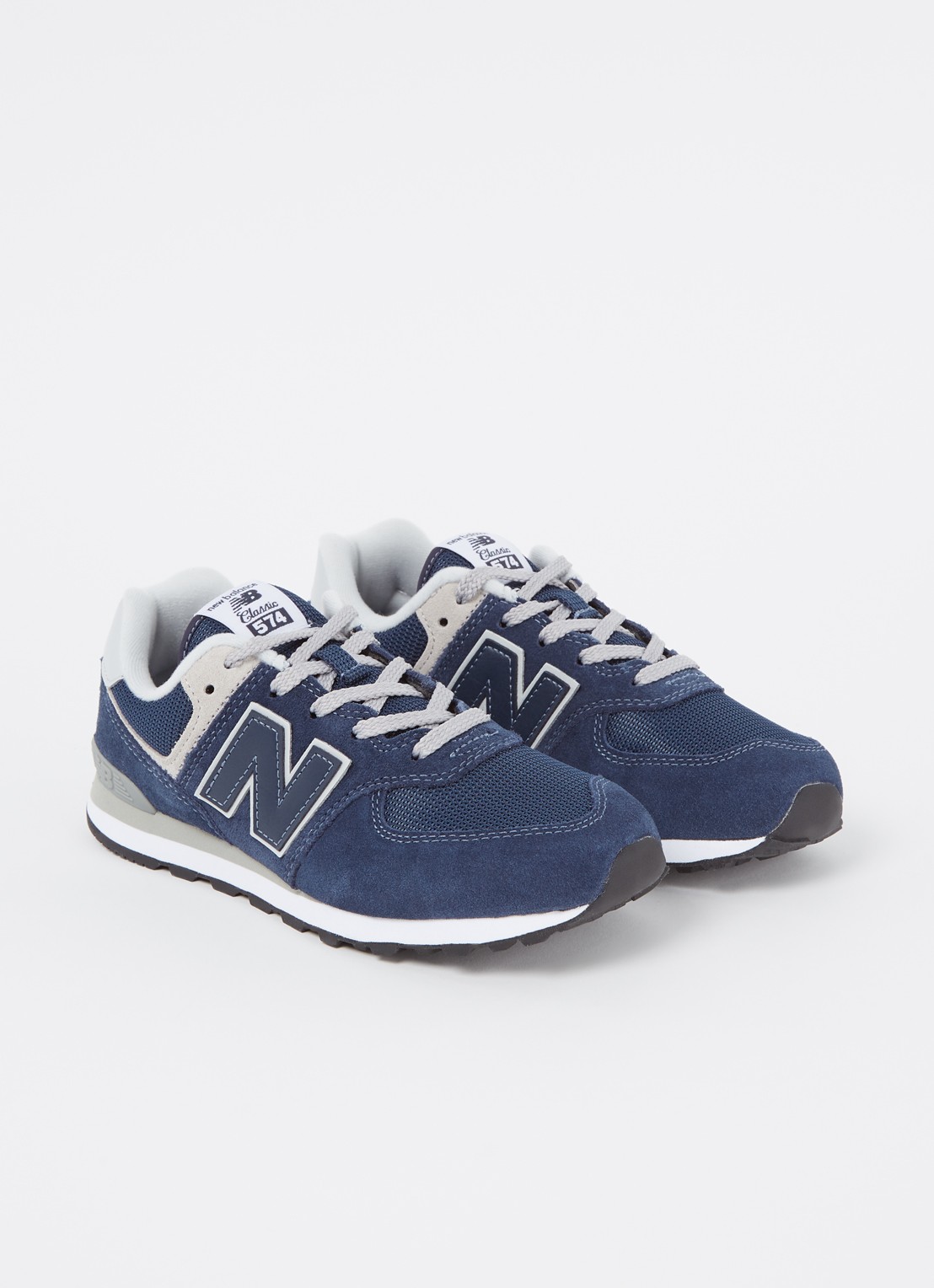 New Balance 574 sneaker met suède details - voorkant 2 donkerblauw