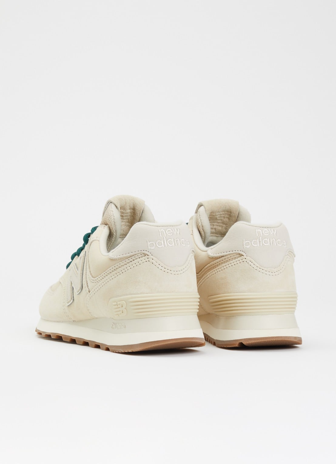 New Balance 574 sneaker van suède - achterkant gebroken wit