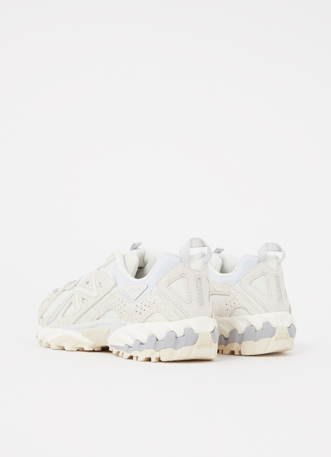 New Balance 610 sneaker met nubuck details - achterkant 6 gebroken wit