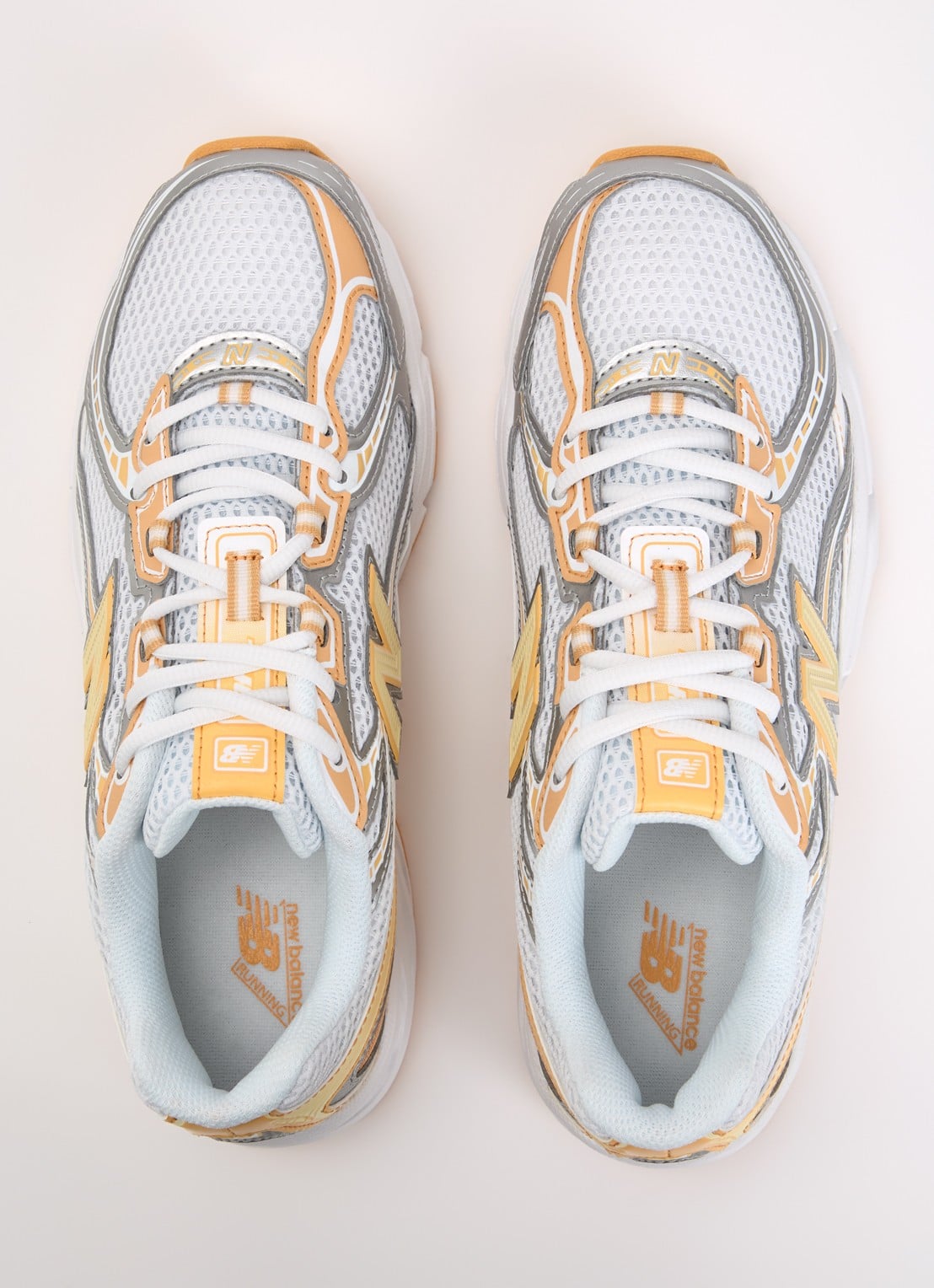New Balance 740 sneaker met mesh details - detail 3 oranje