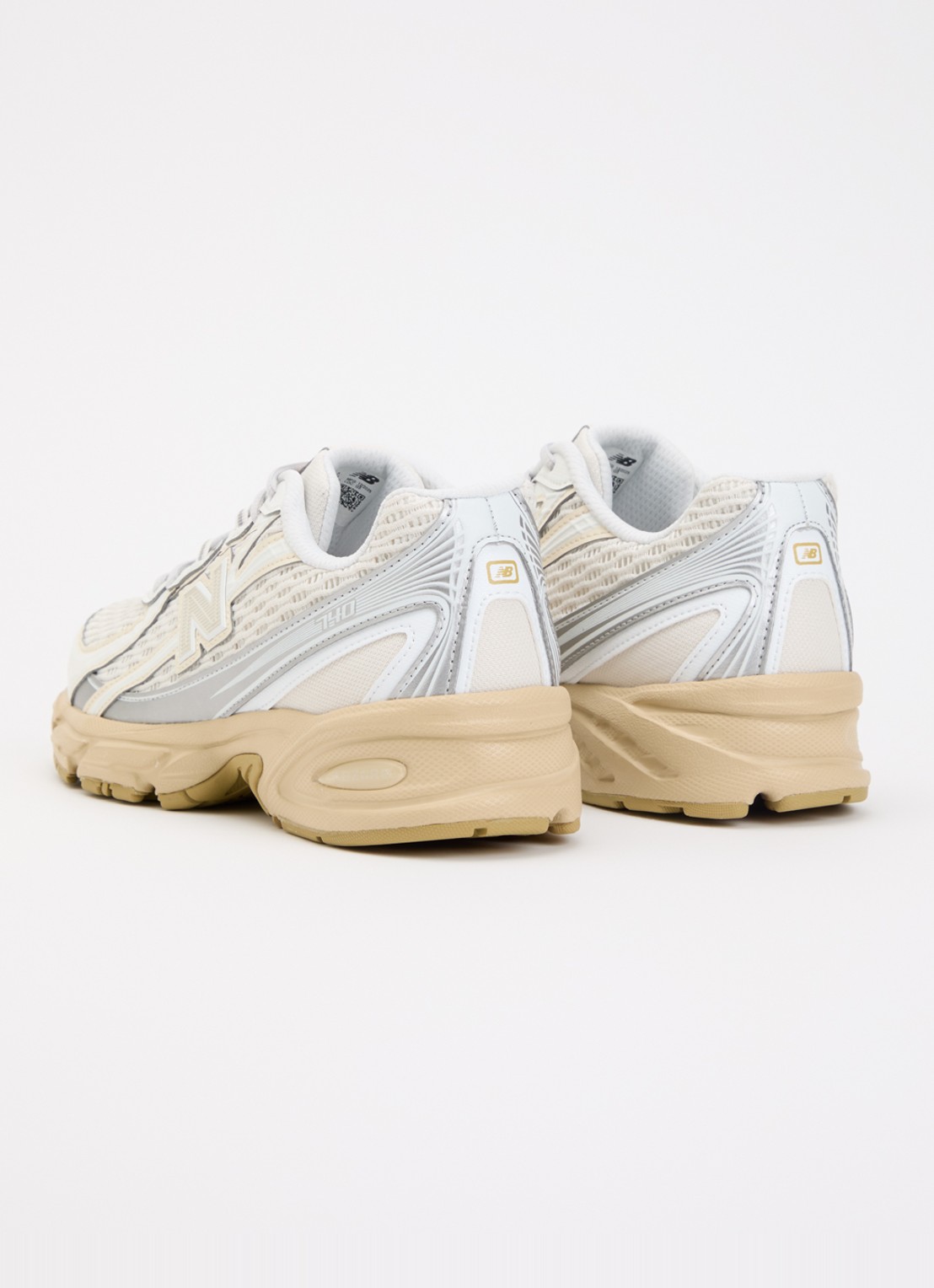 New Balance 740 sneaker van mesh met logo - achterkant creme