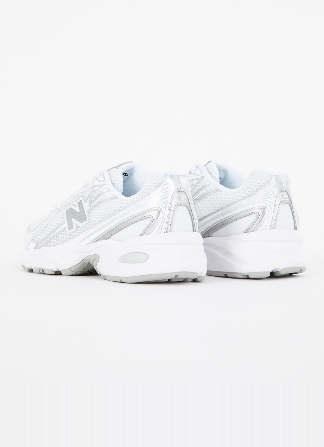 New Balance 740 sneaker van mesh met metallic finish - achterkant wit