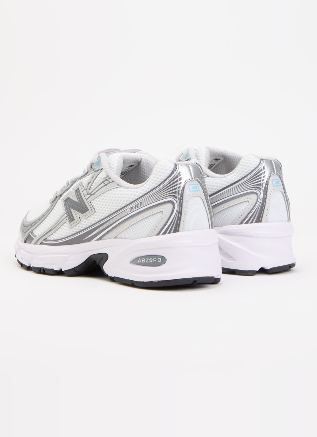 New Balance 740 sneaker van mesh met metallic finish - achterkant 5 lichtgrijs