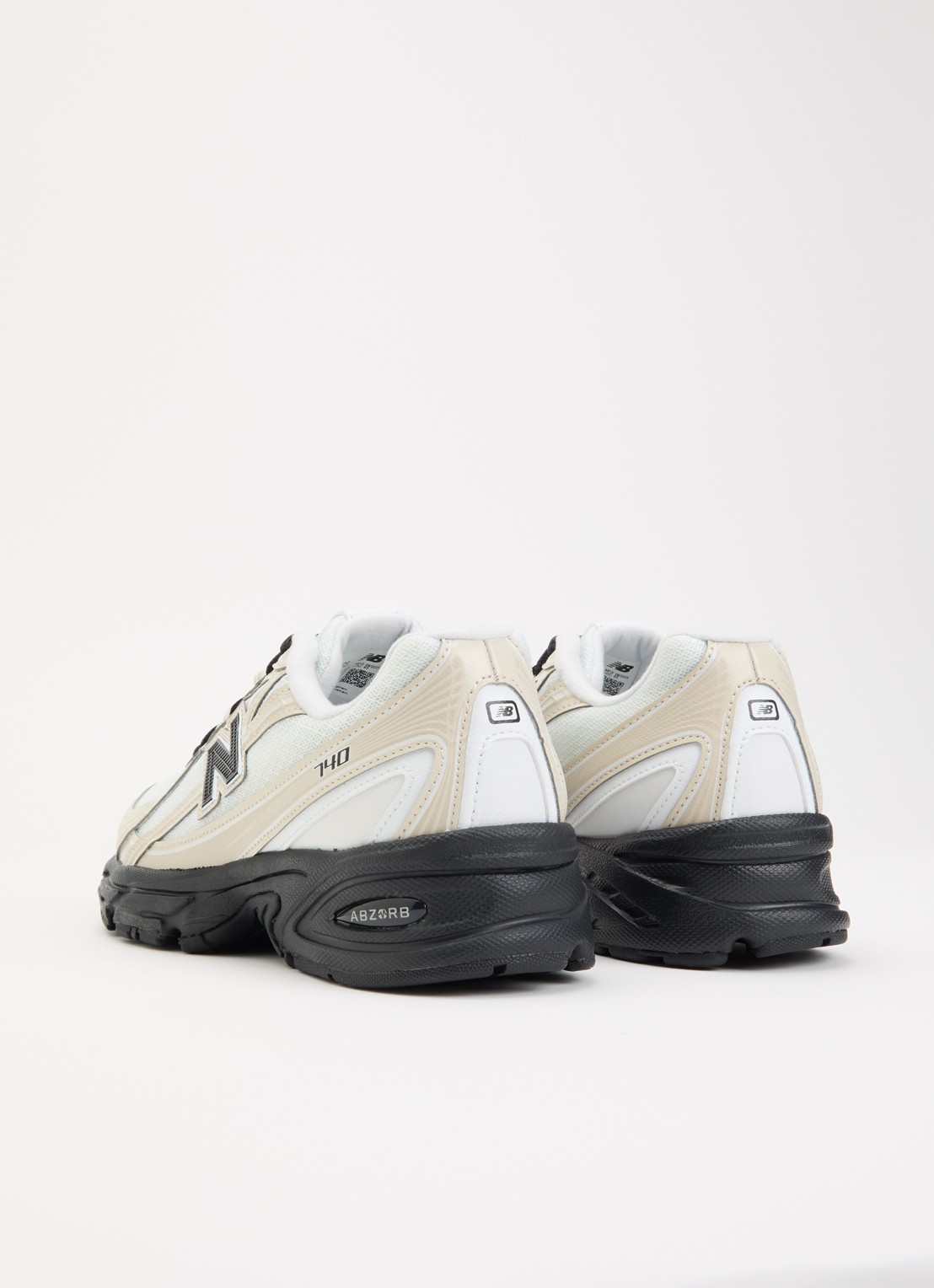 New Balance 740 sneaker van mesh - achterkant beige