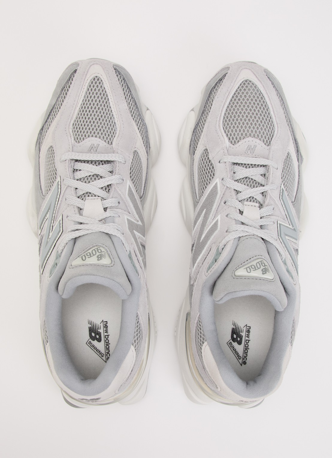 New Balance 9060 sneaker met mesh details - detail 3 grijs