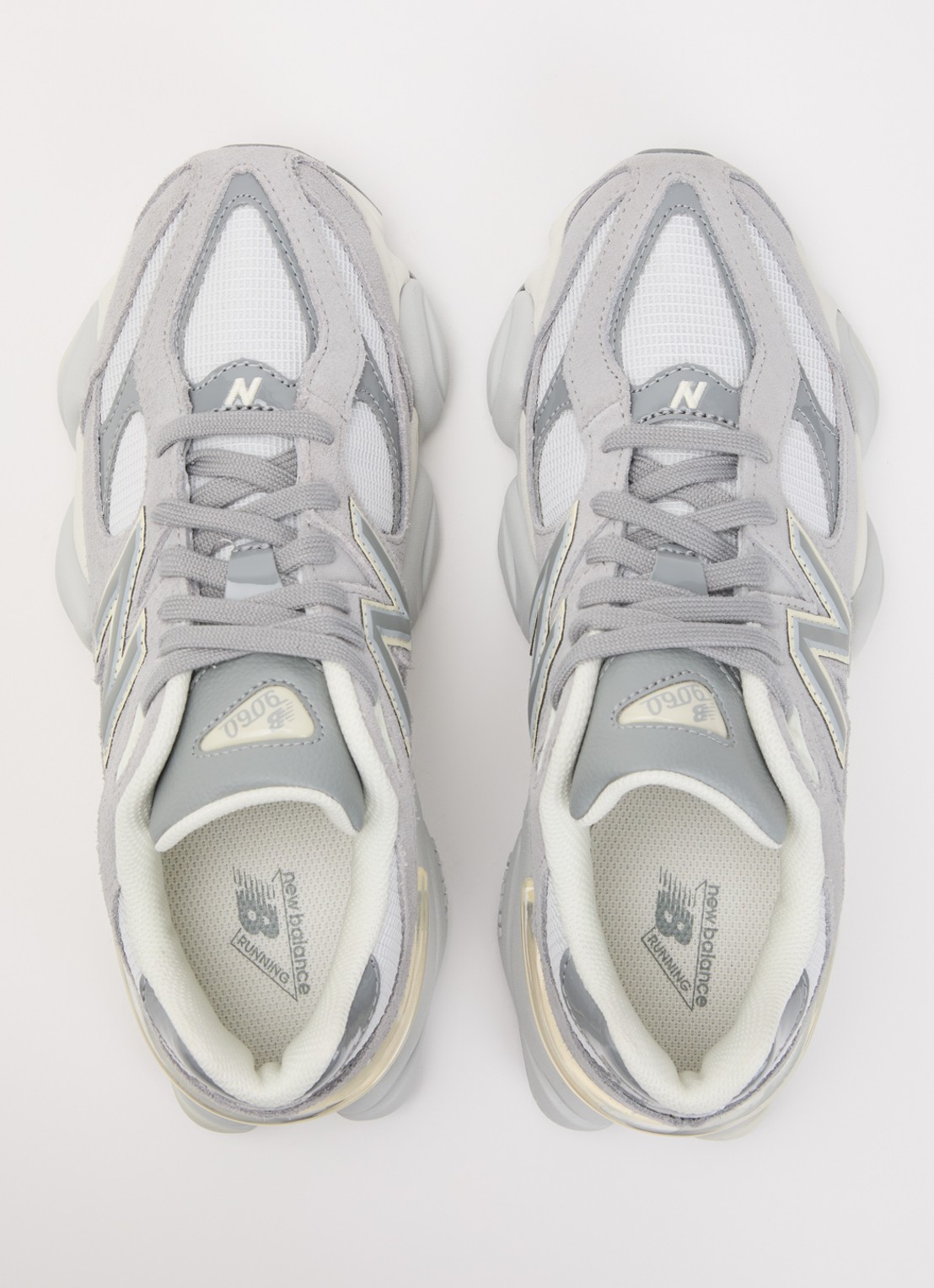 New Balance 9060 sneaker met mesh details - detail 4 grijs