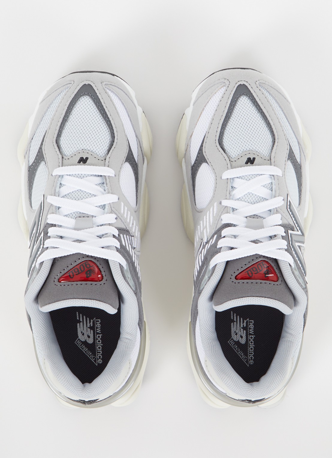 New Balance 9060 sneaker met mesh details - detail 3 lichtgrijs