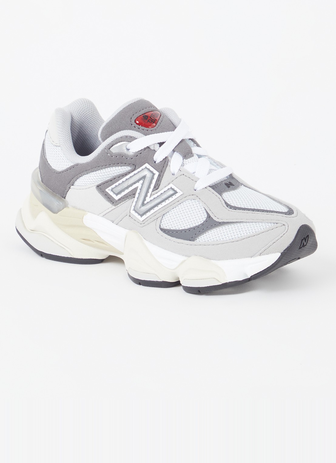 New Balance 9060 sneaker met mesh details - voorkant lichtgrijs