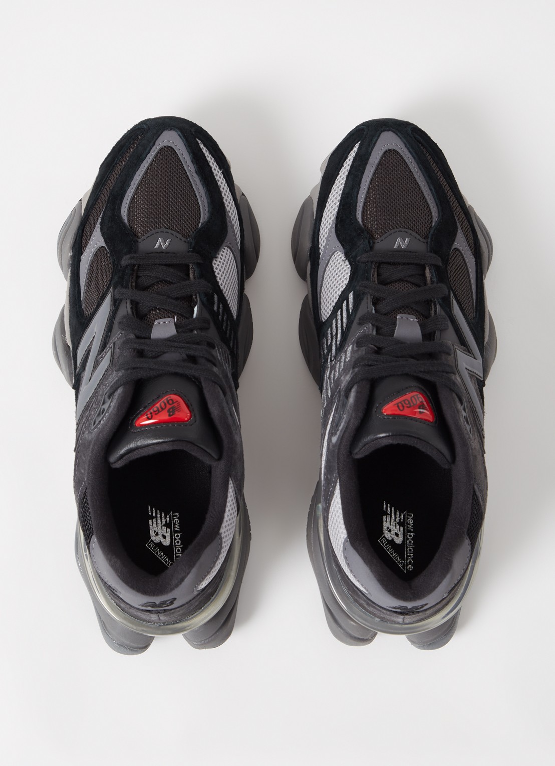New Balance 9060 sneaker met suède details - detail 4 zwart