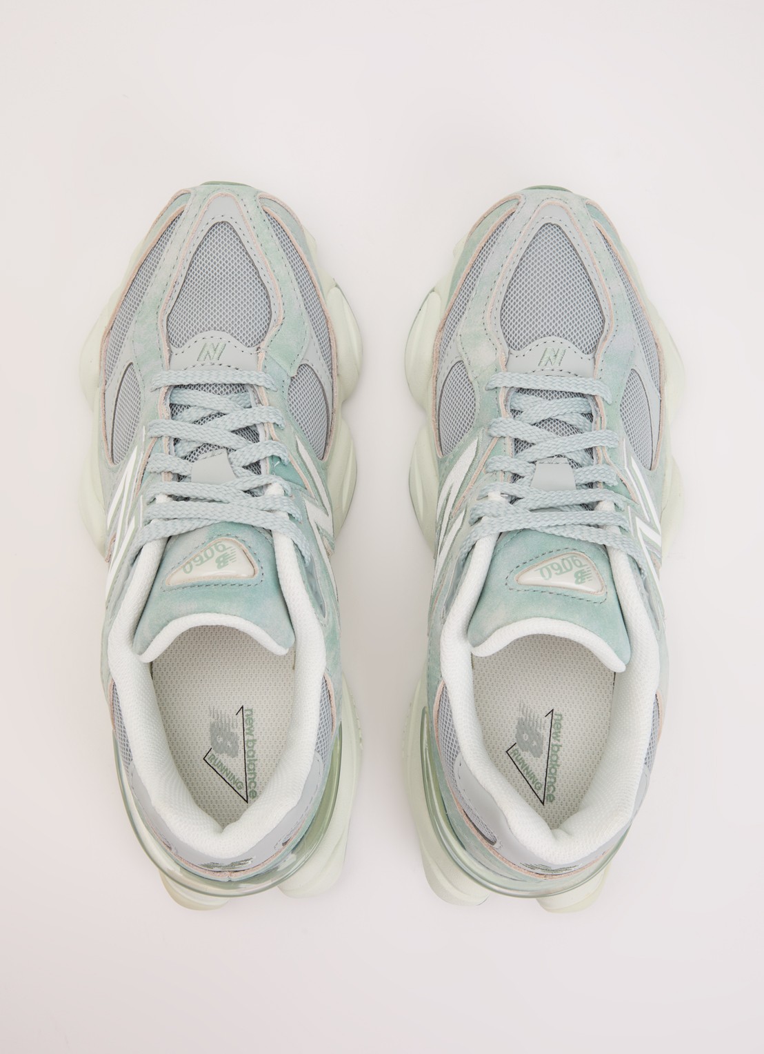 New Balance 9060 sneaker van mesh met logo - detail 3 lichtgroen
