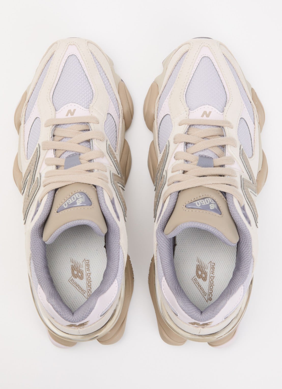 New Balance 9060 sneaker van mesh met suède details - detail 3 donkerbeige