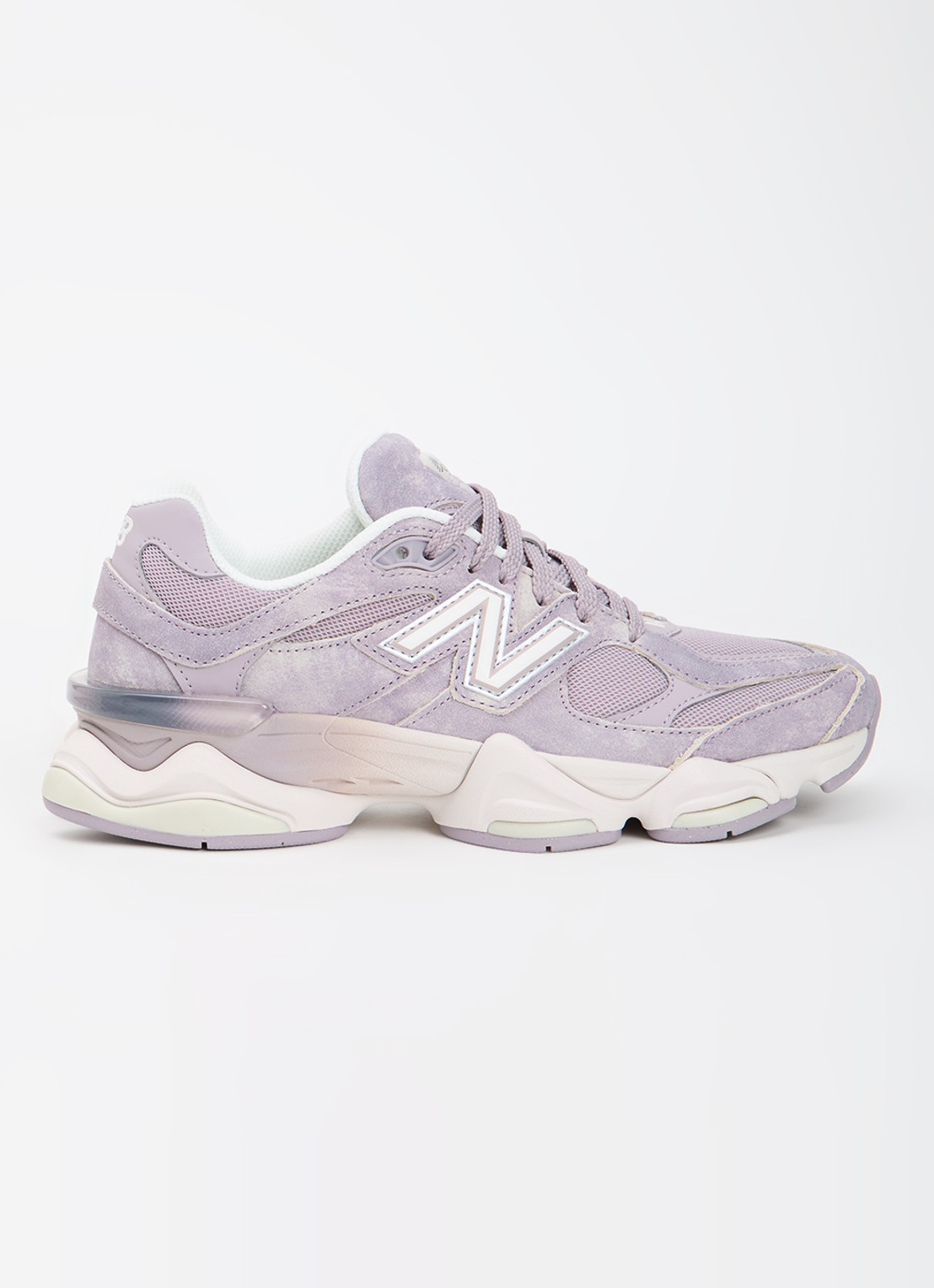 New Balance 9060 sneaker van suède met logo - voorkant 5 lavendel