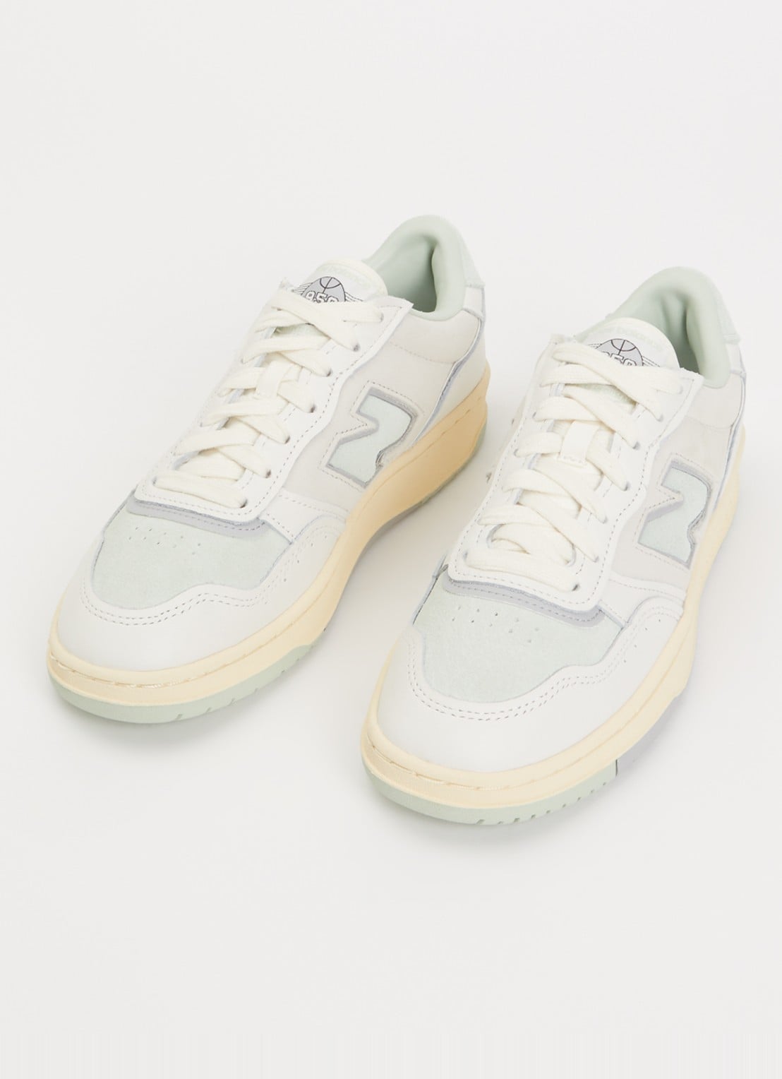 New Balance BB950 sneaker van leer met details van nubuck - detail 2 lindegroen