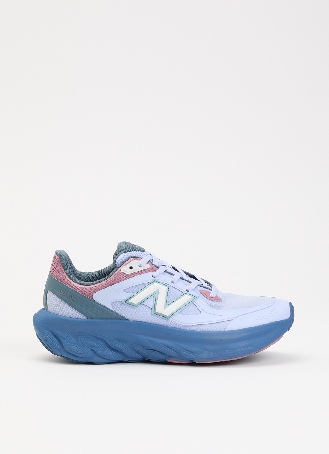 New Balance Fresh Foam sneaker met mesh details - voorkant 5 lichtpaars
