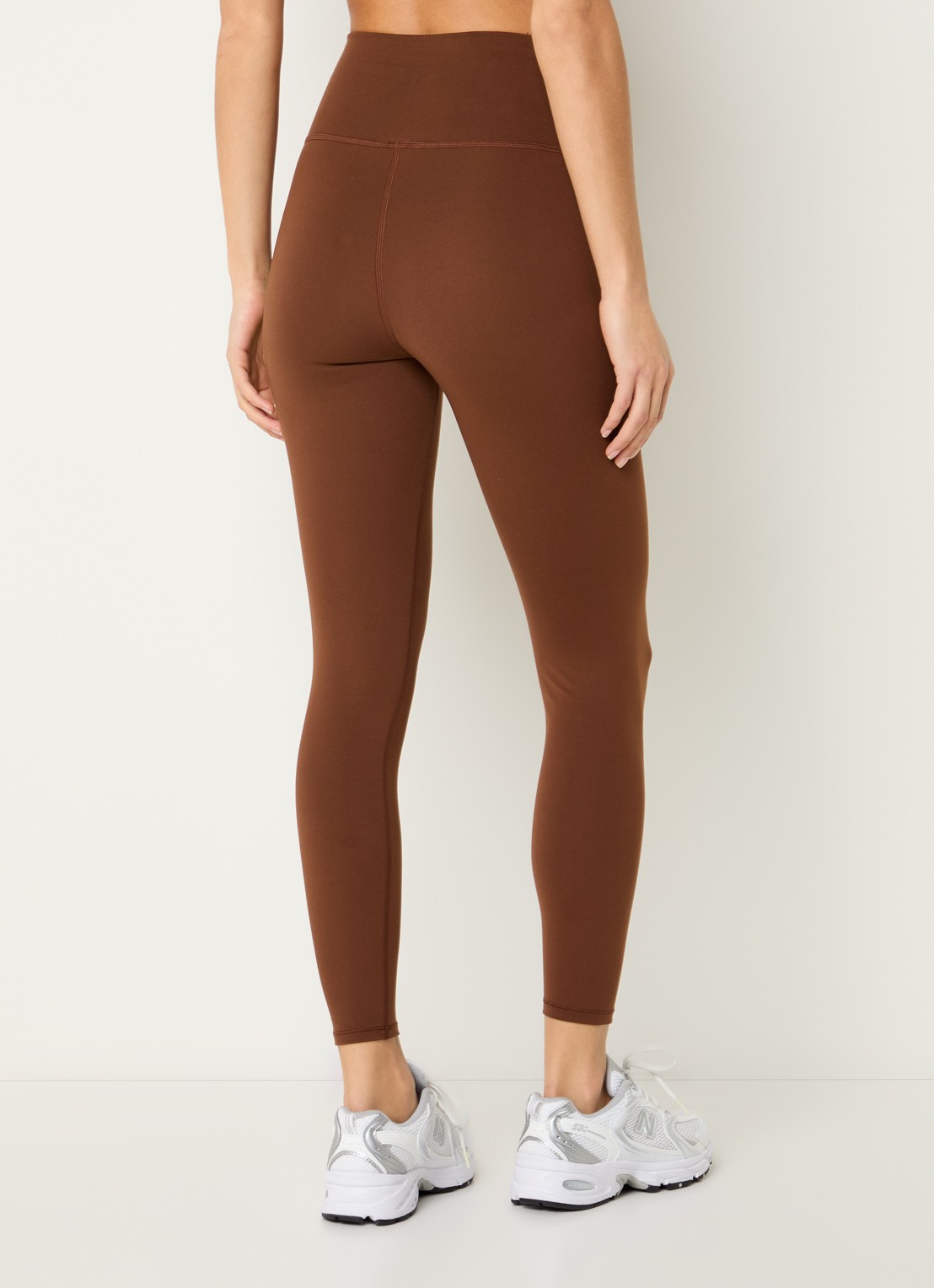 New Balance Harmony high waist trainingslegging met logoprint - achterkant 5 roodbruin