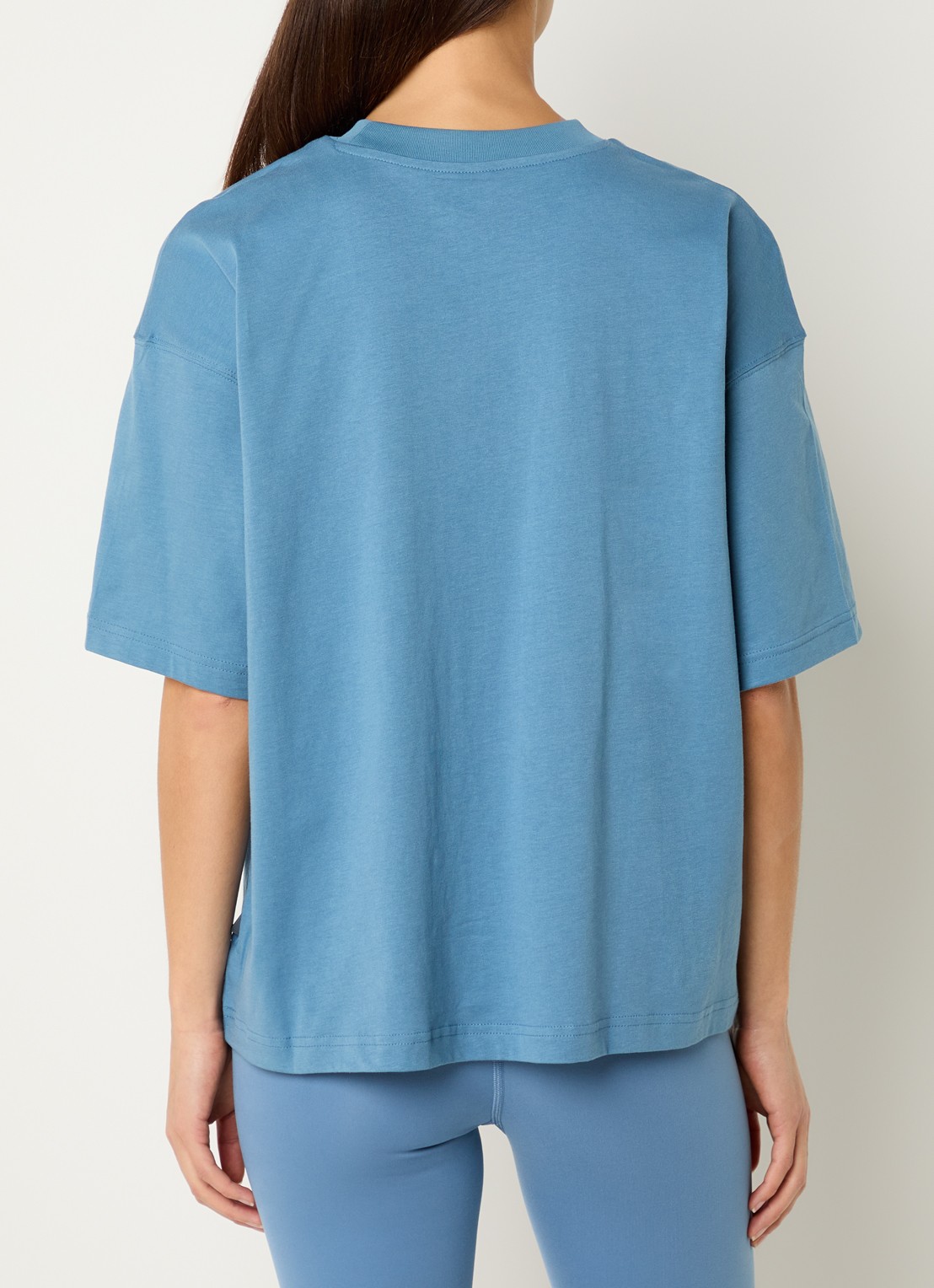 New Balance Heritage T-shirt met logoprint - achterkant staalblauw