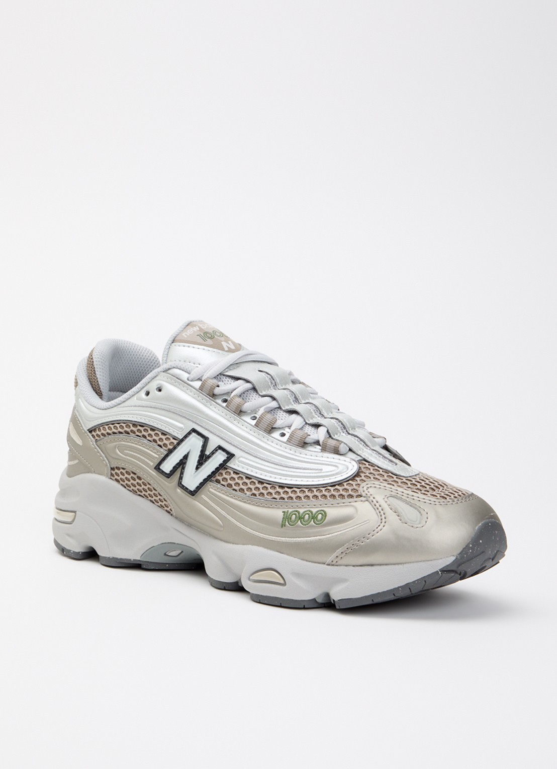 New Balance M1000 sneaker met mesh details - voorkant grijs
