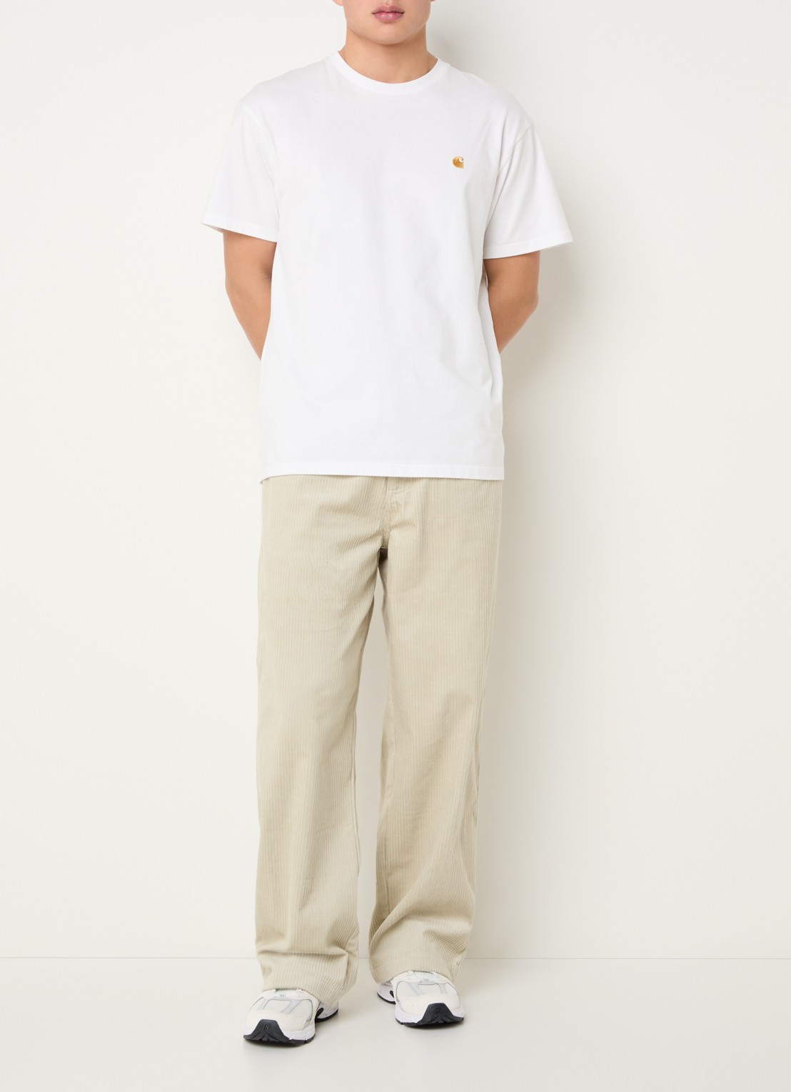 New Balance Straight fit broek van fluweel met steekzakken - voorkant 2 khaki