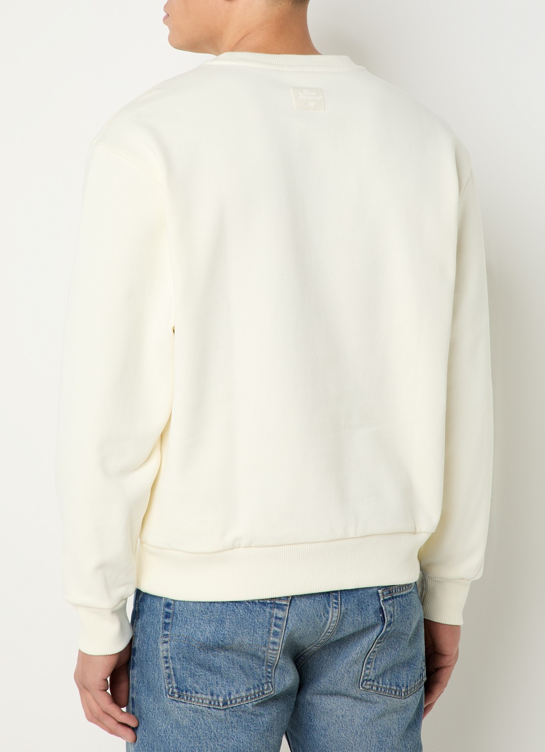 New Balance Sweater met logo - achterkant 3 creme