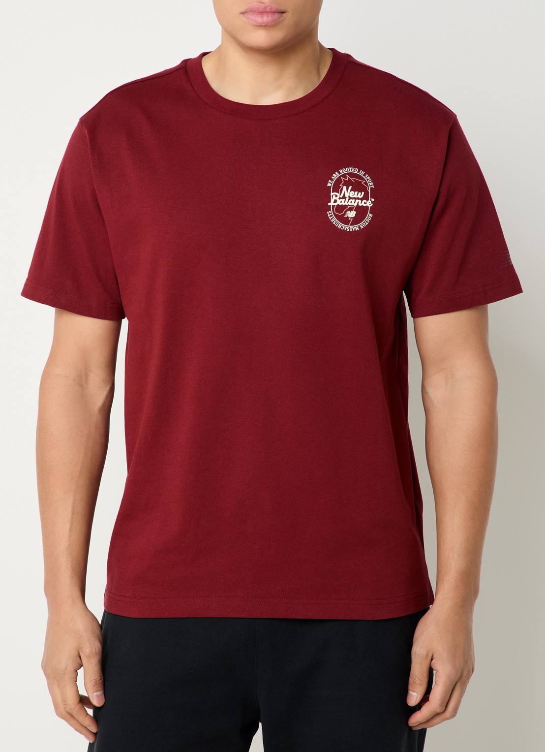 New Balance T-shirt met logo - detail 4 bordeauxrood