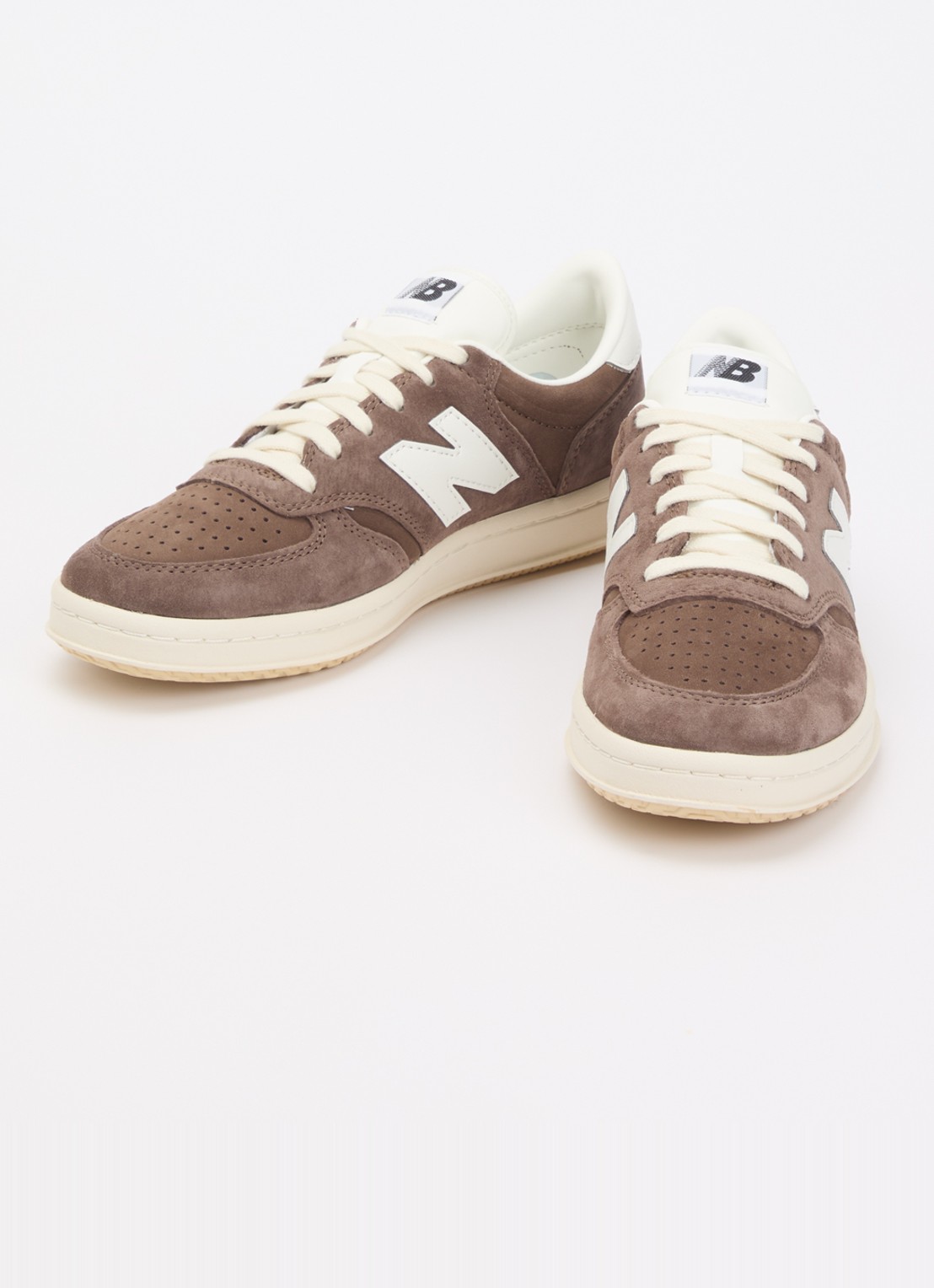 New Balance T500 sneaker van suède - detail 2 bruin