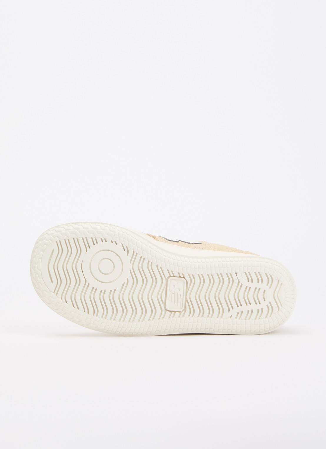 New Balance T500 sneaker van suède - detail 4 beige