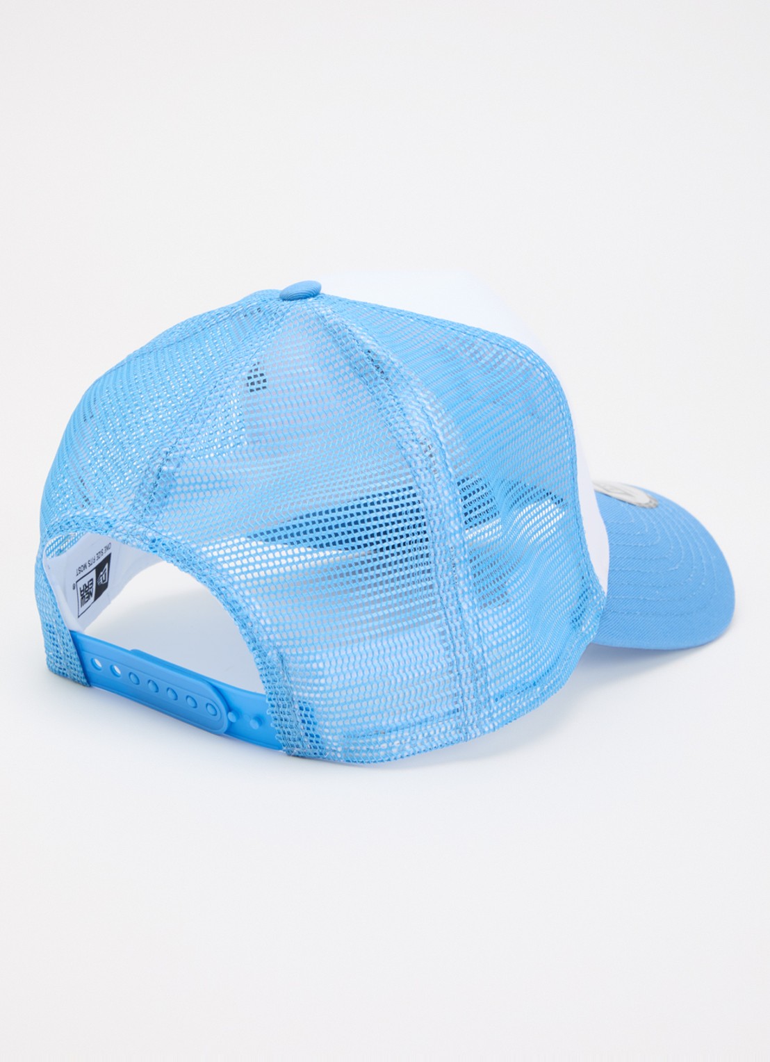 New Era Pet met logoborduring en mesh details  - detail blauw