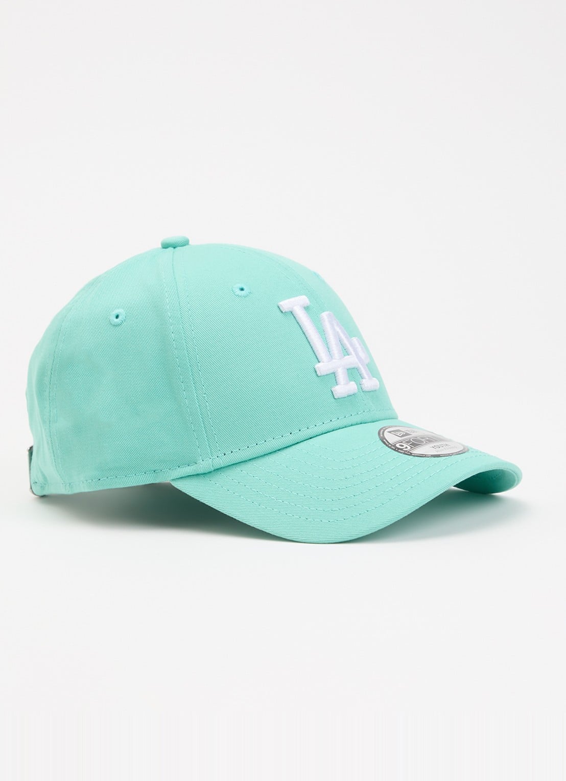 New Era Pet met logoborduring - voorkant 2 mint